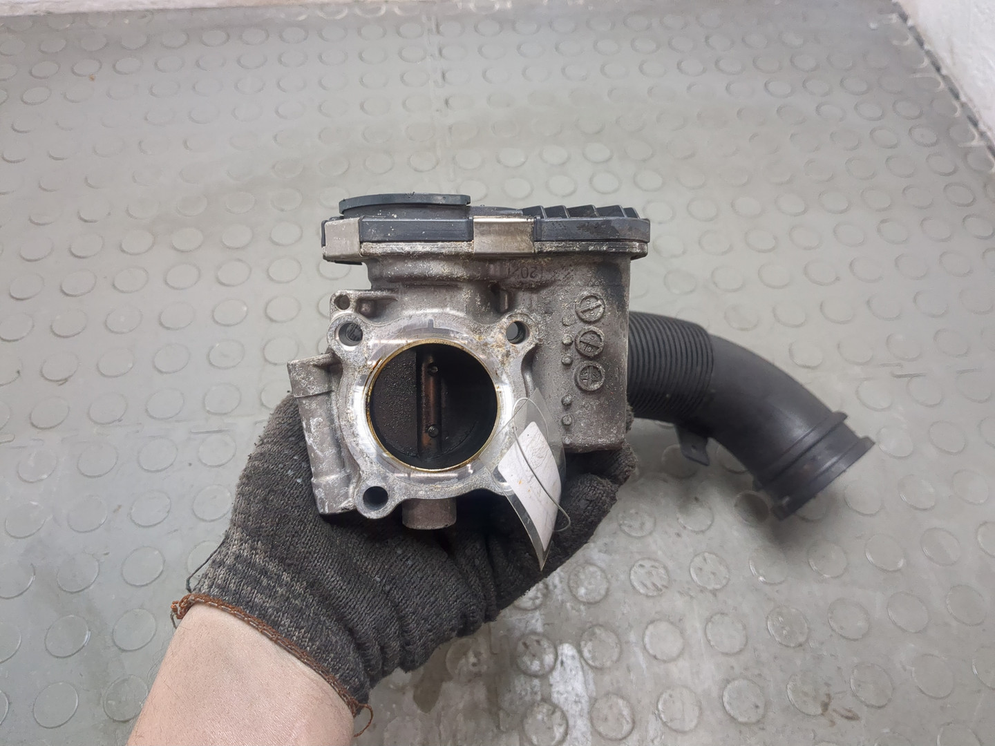 Заслонка дроссельная электрическая