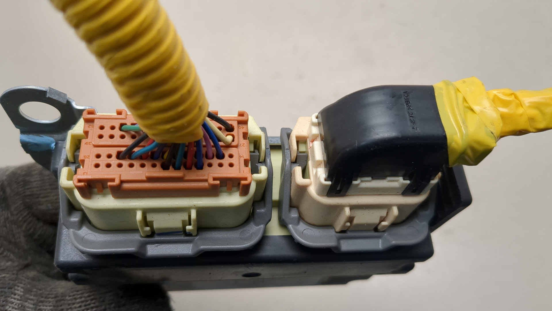 Блок управления подушек безопасности (AIR BAG)