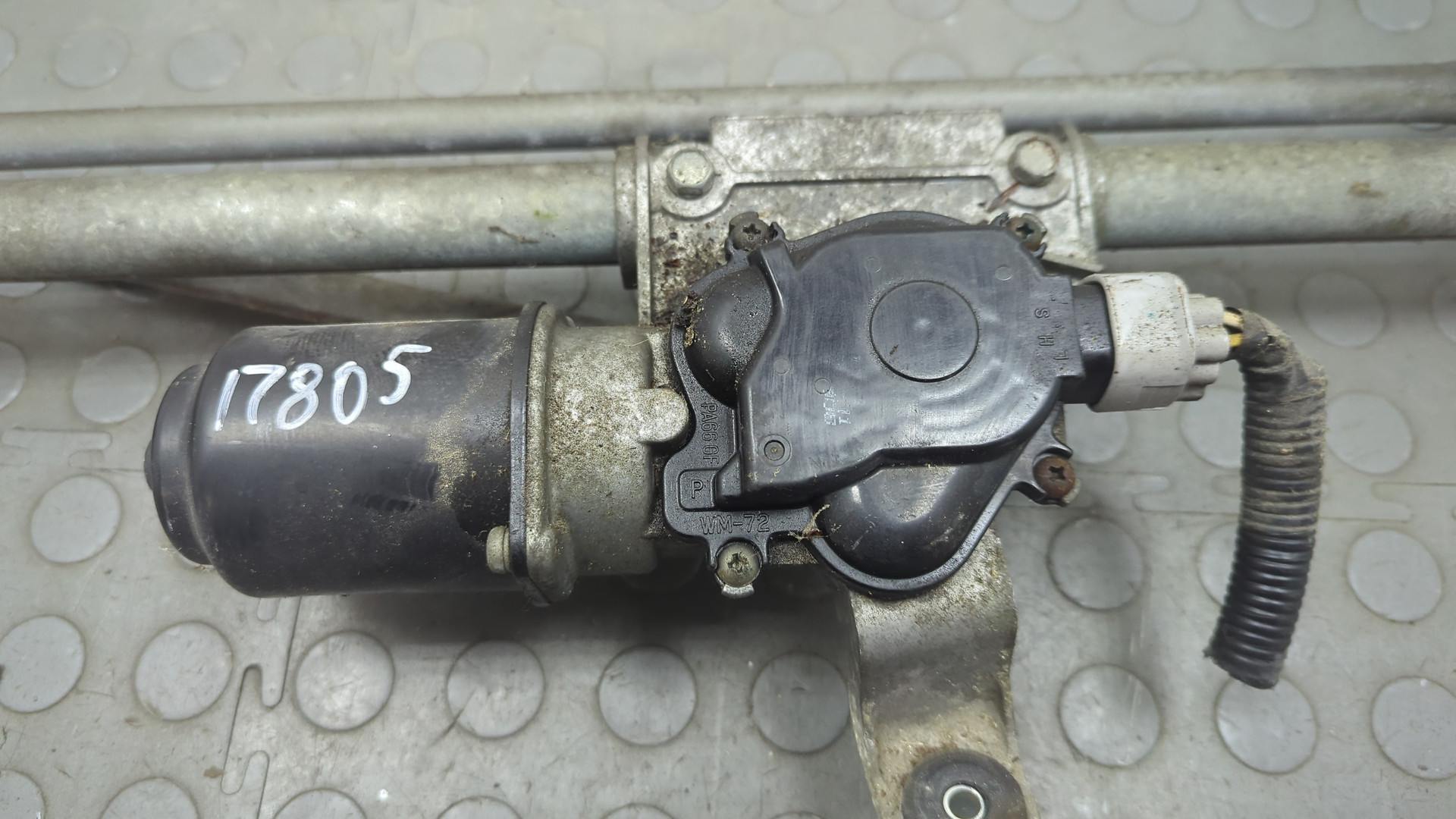 Трапеция стеклоочистителей