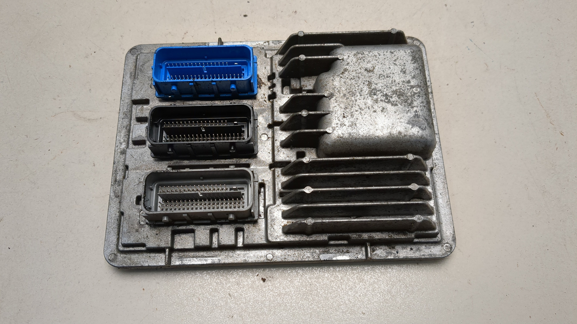 Блок управления двигателем