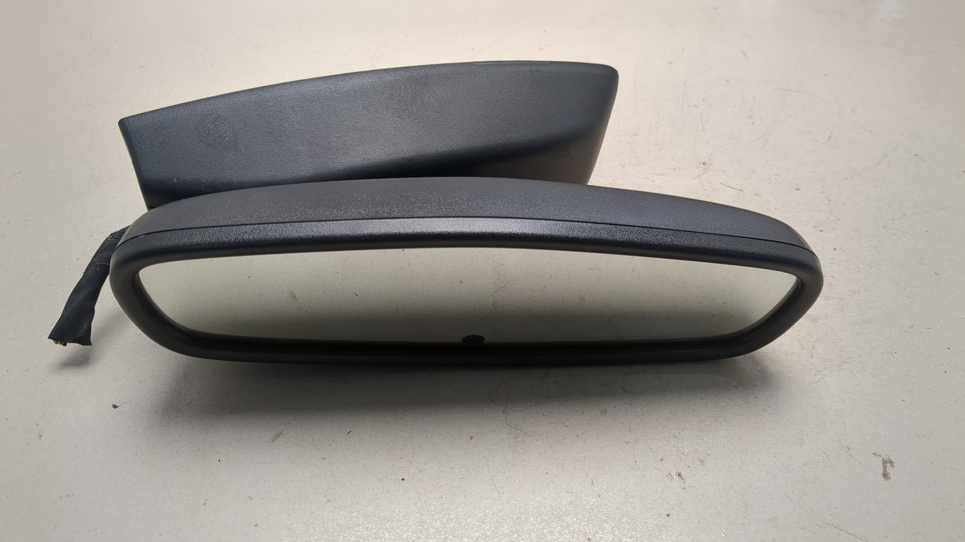 Зеркало заднего вида