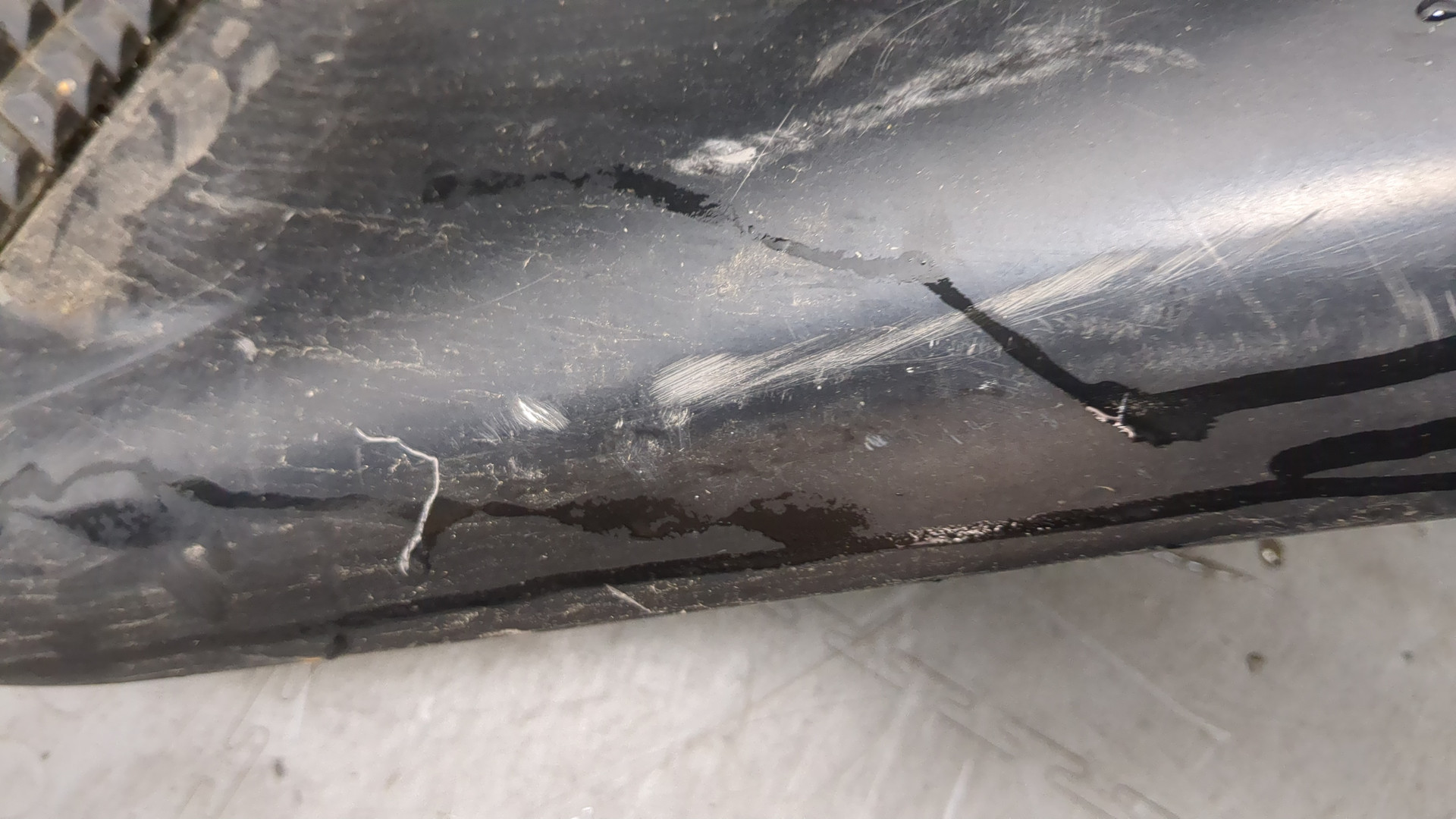 Подножка левая