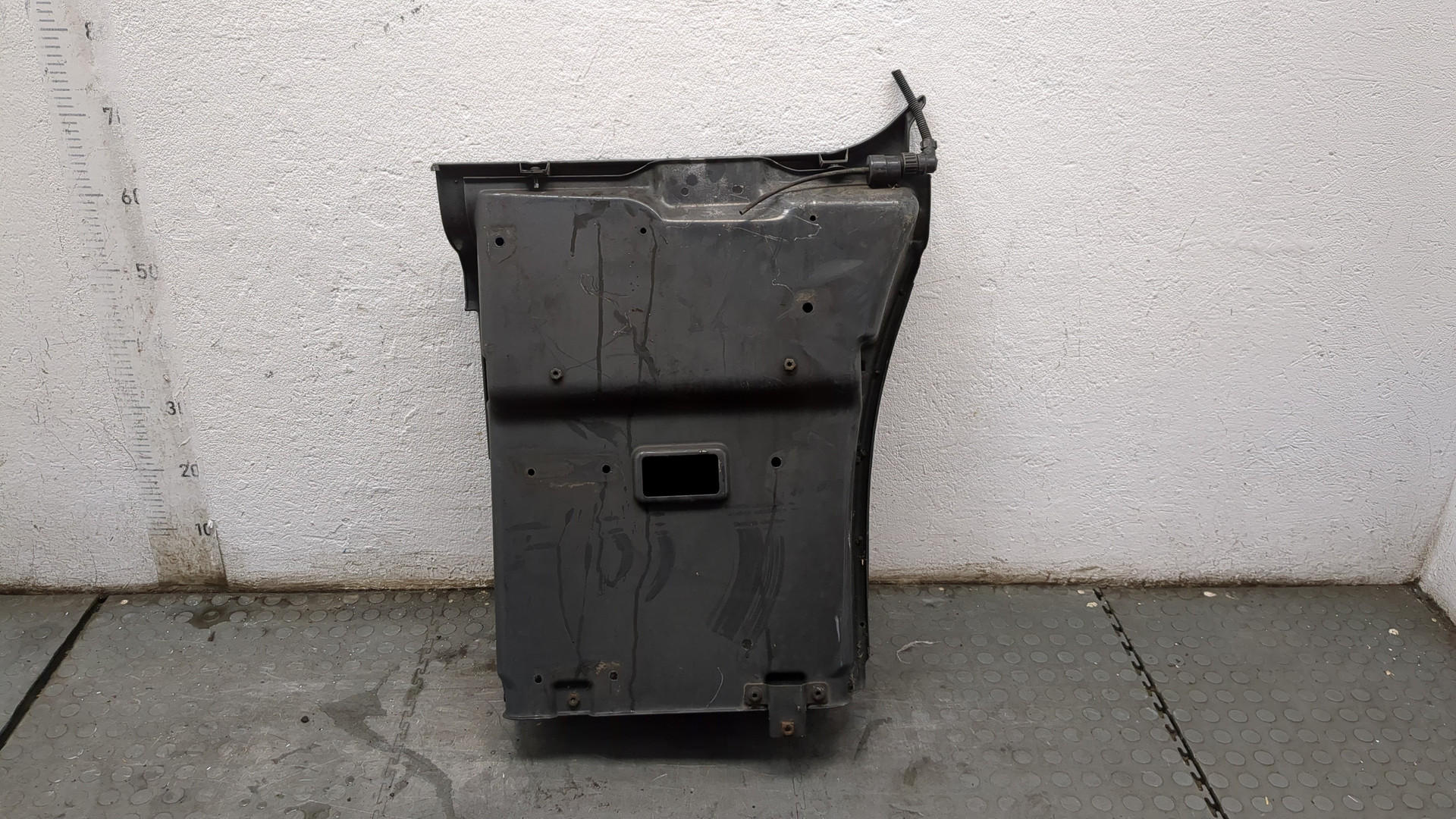 Подножка правая