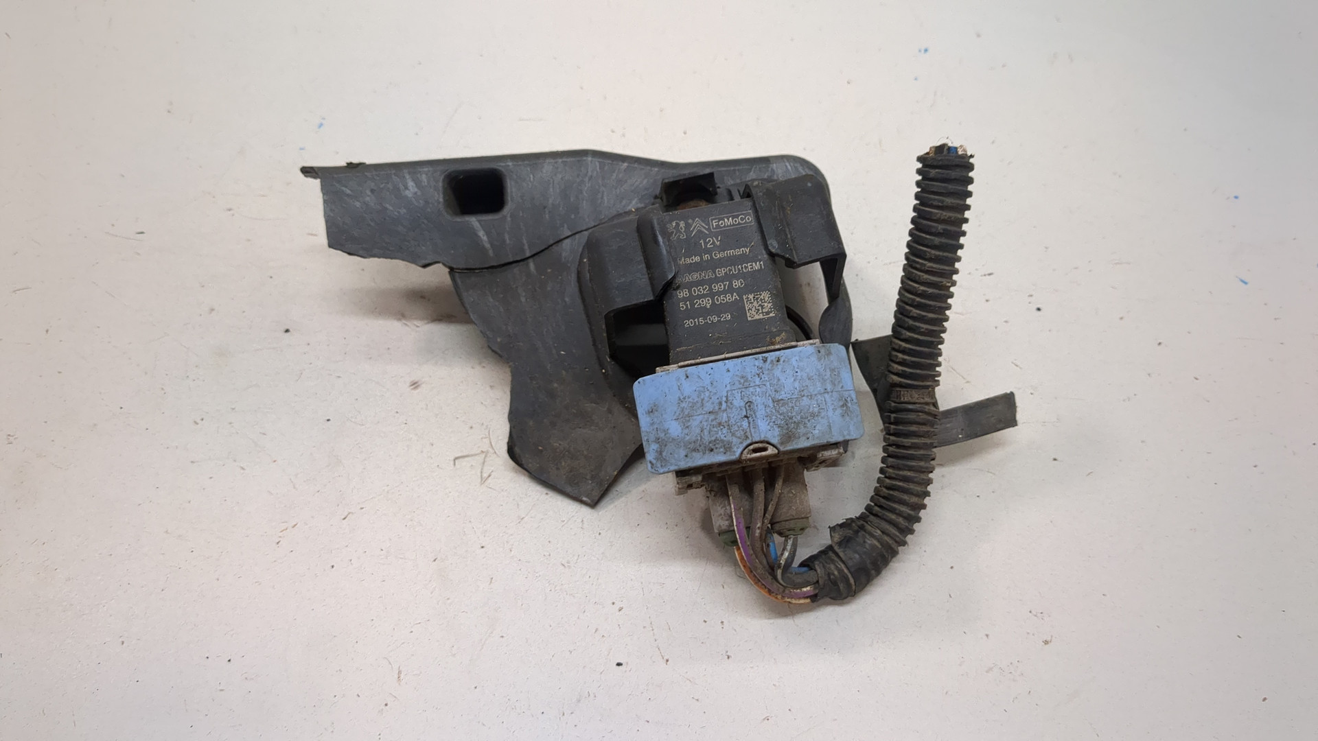 Реле свечей накала