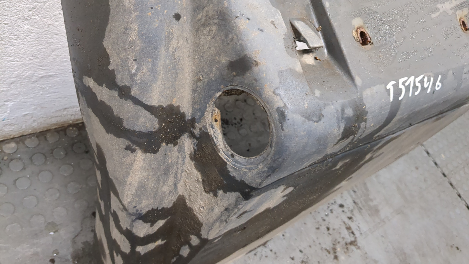 Крыло заднее левое