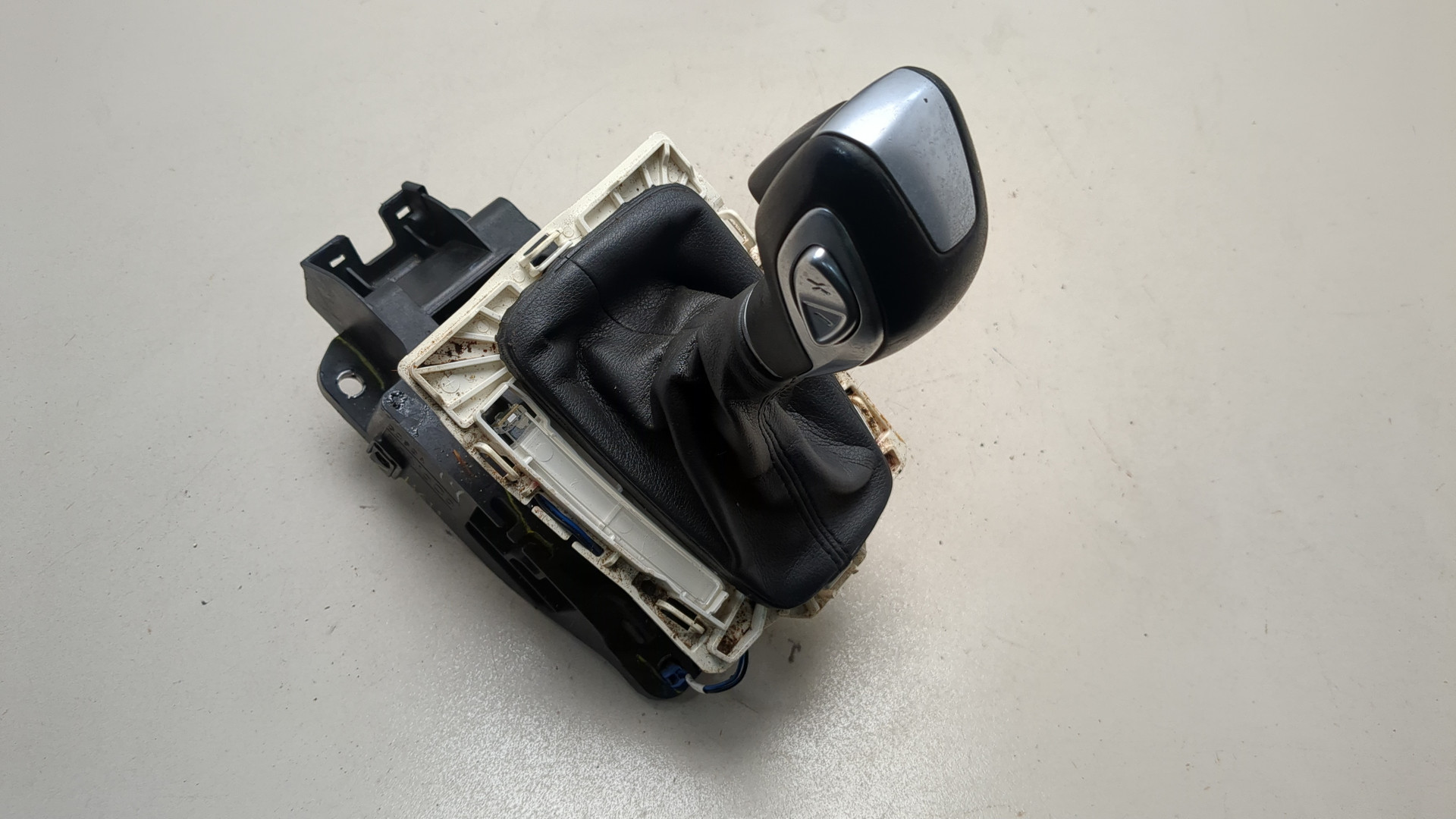 Кулиса МКПП / АКПП