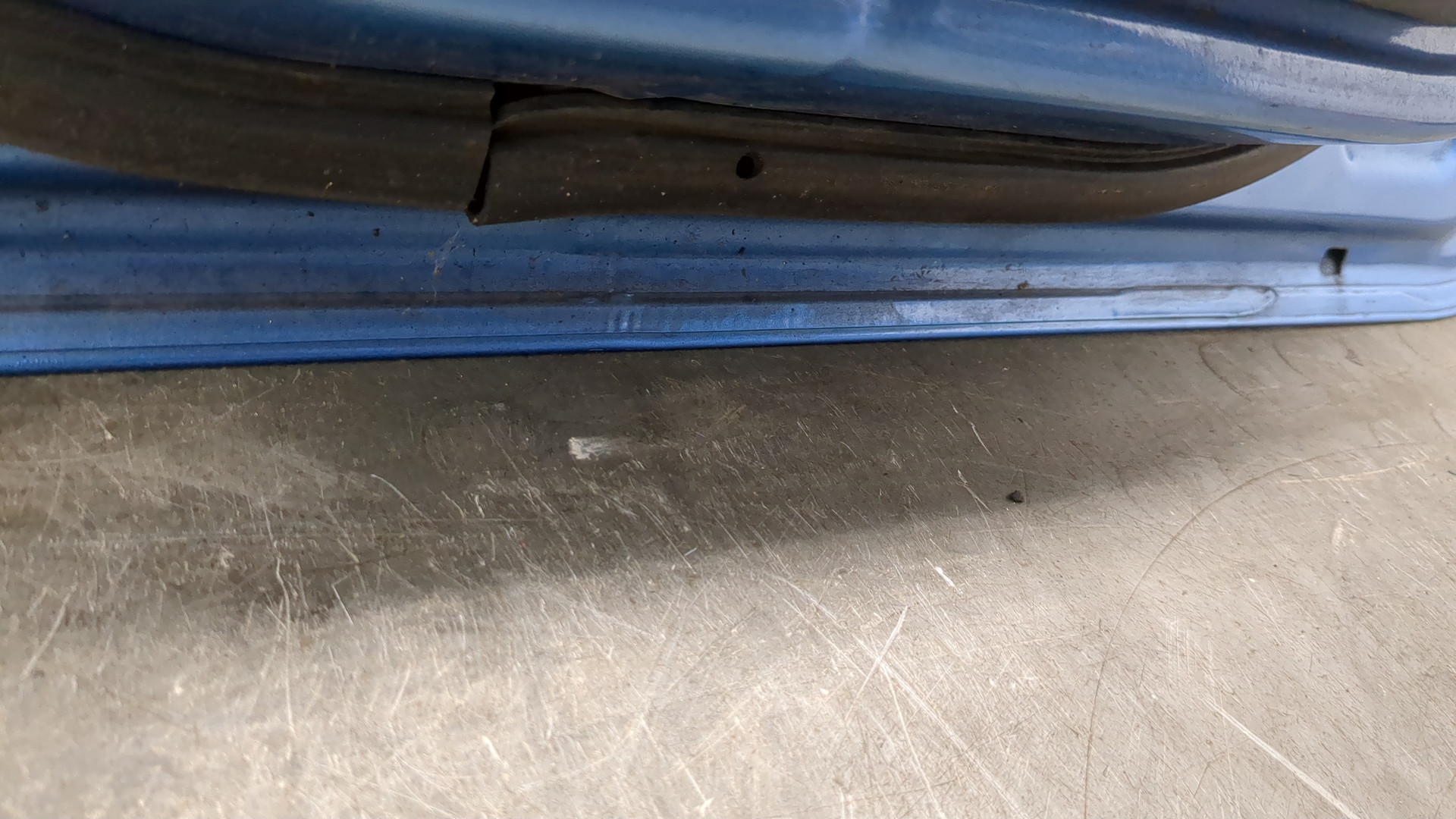 Дверь задняя правая