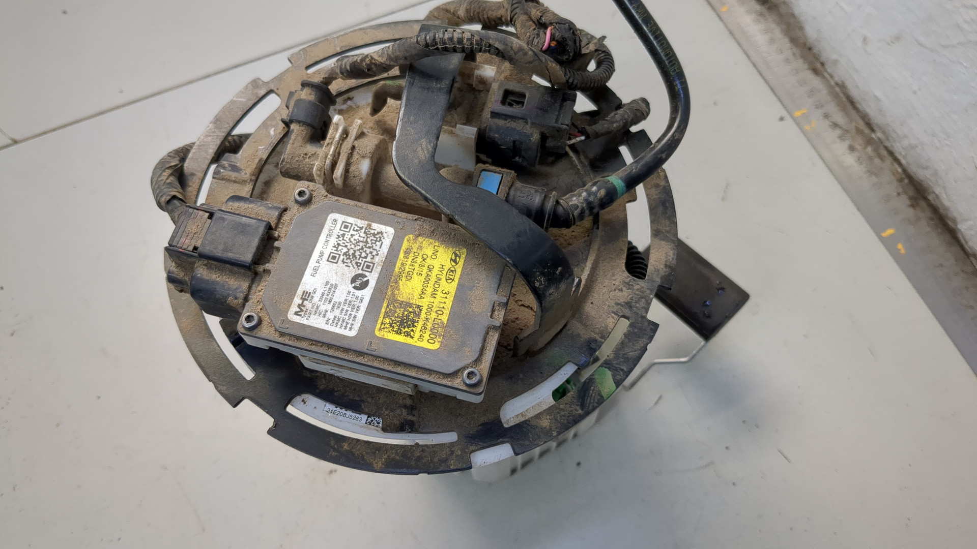 Насос топливный электрический