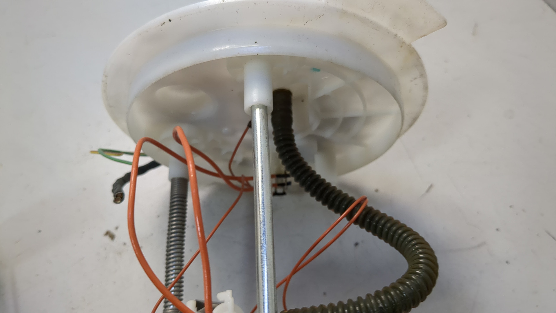 Насос топливный электрический