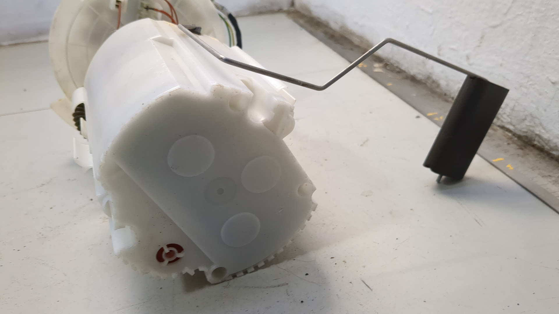 Насос топливный электрический