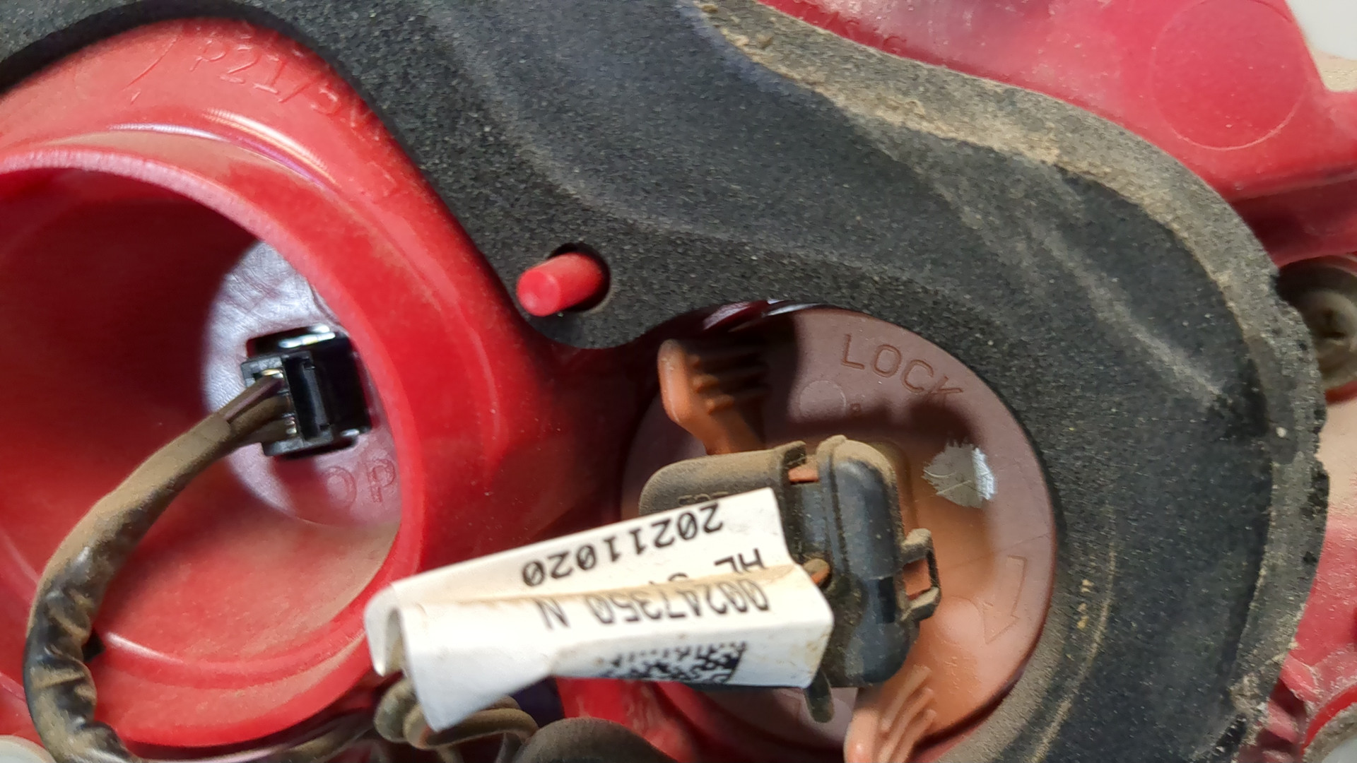 Фонарь задний правый