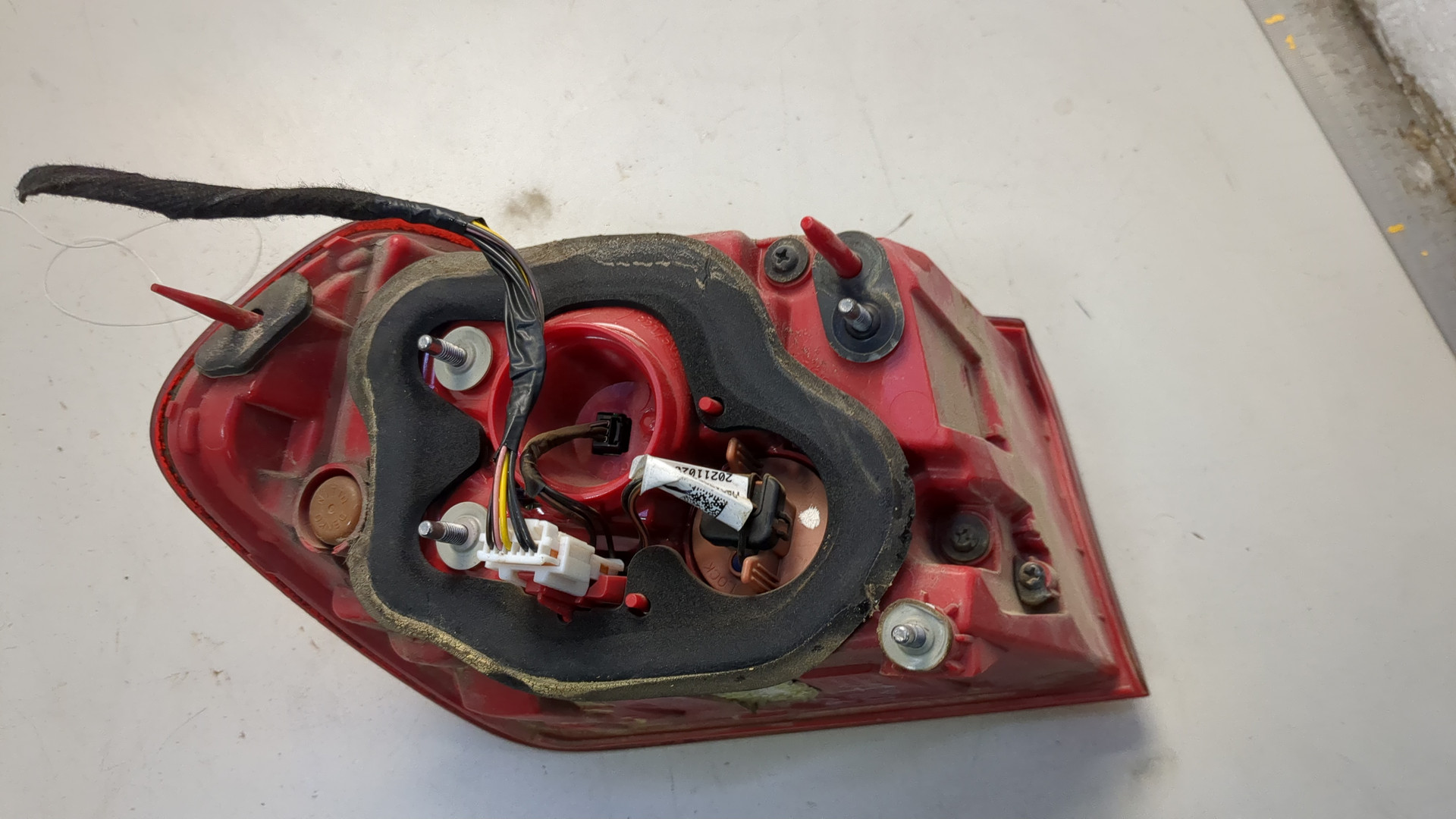 Фонарь задний правый