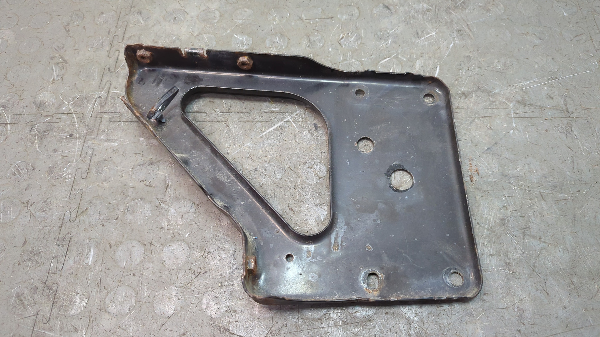 Кронштейн (сопут. товар)