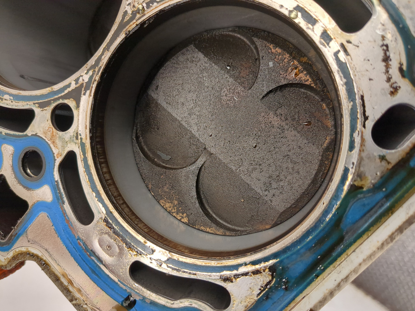 Блок двигателя