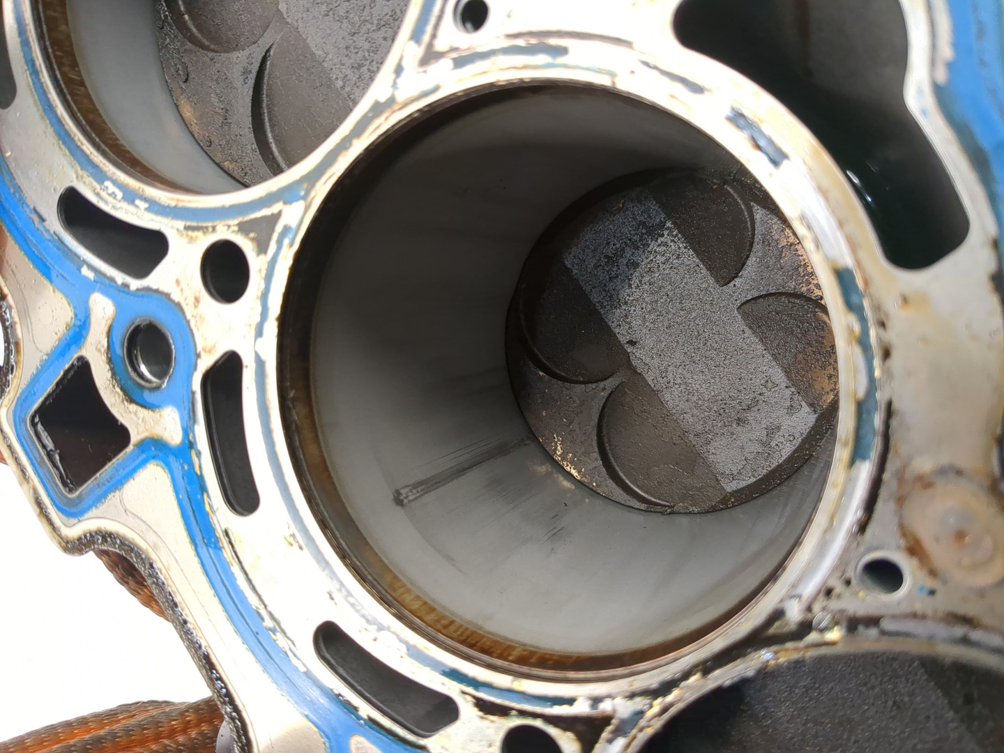 Блок двигателя