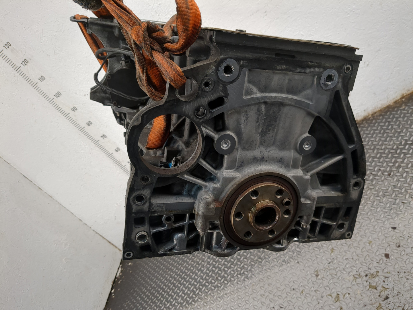 Блок двигателя