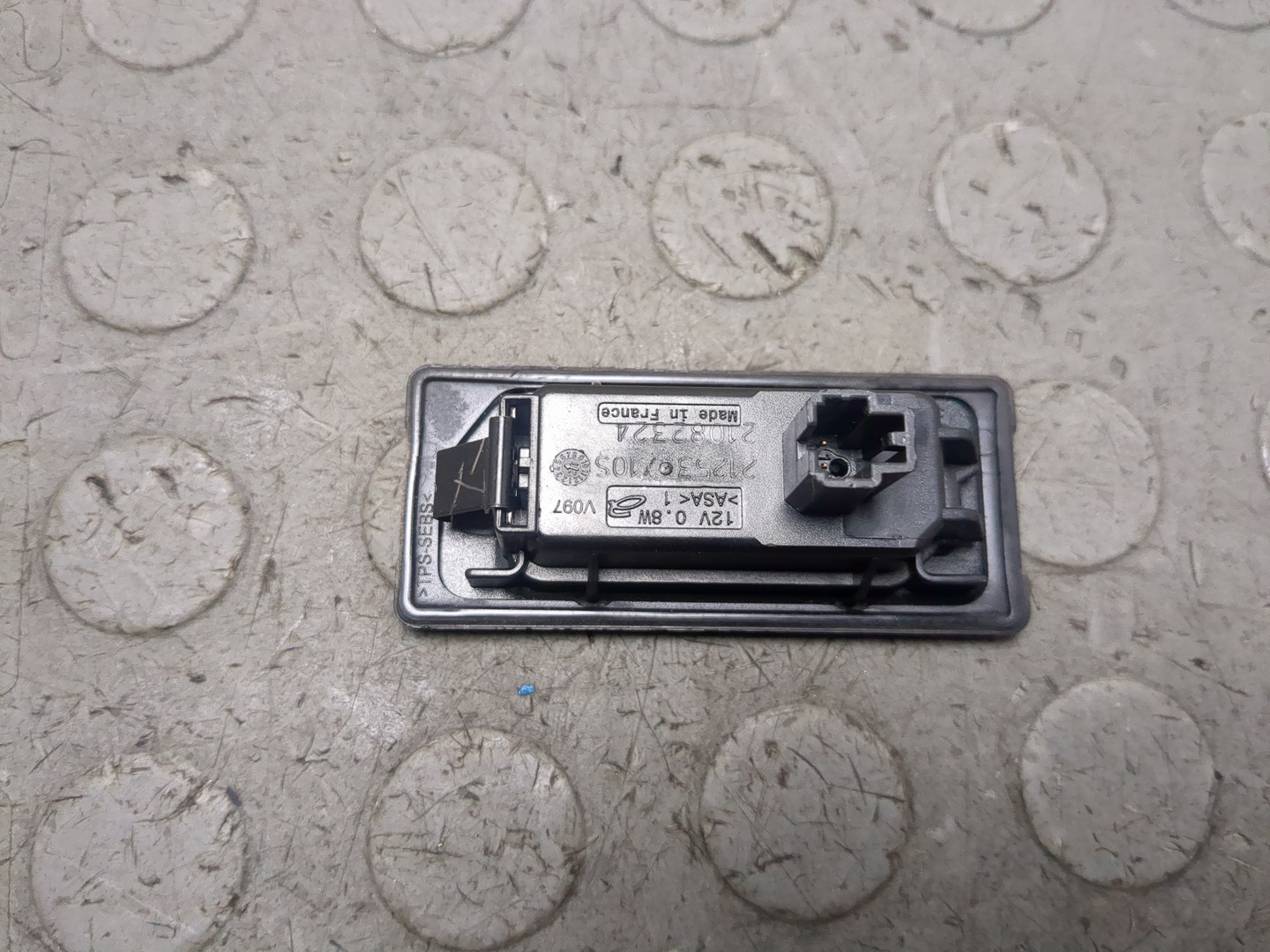 Фонарь подсветки номера