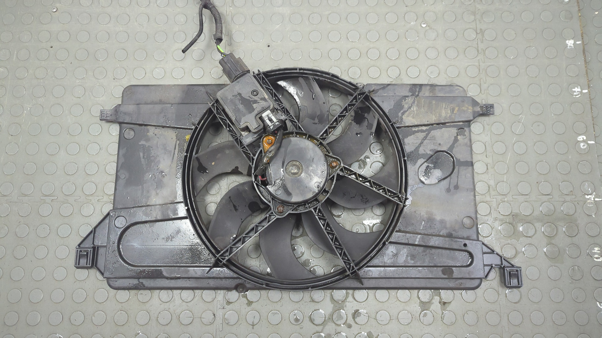 Вентилятор радиатора