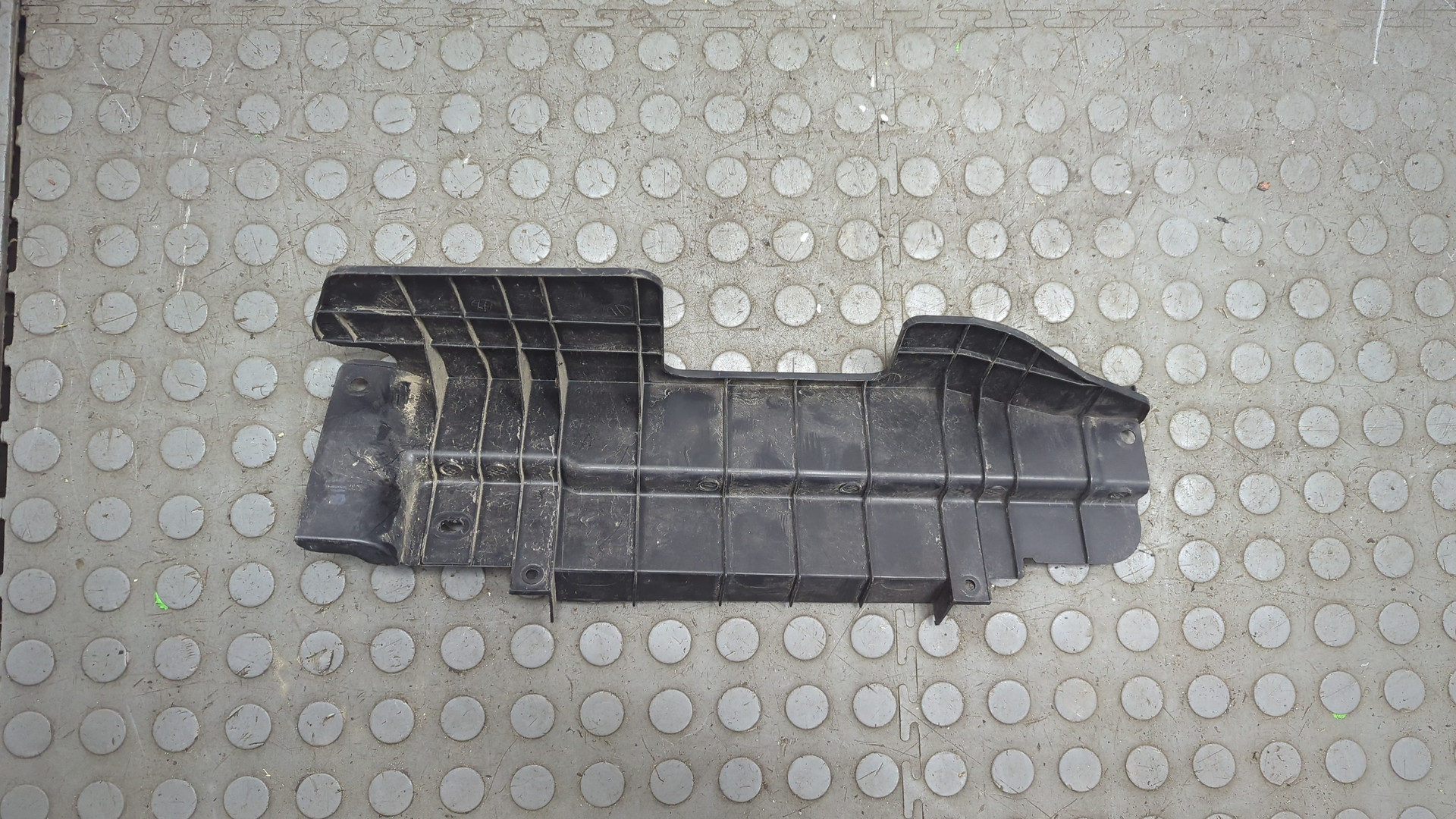 Воздухозаборник (внутри)