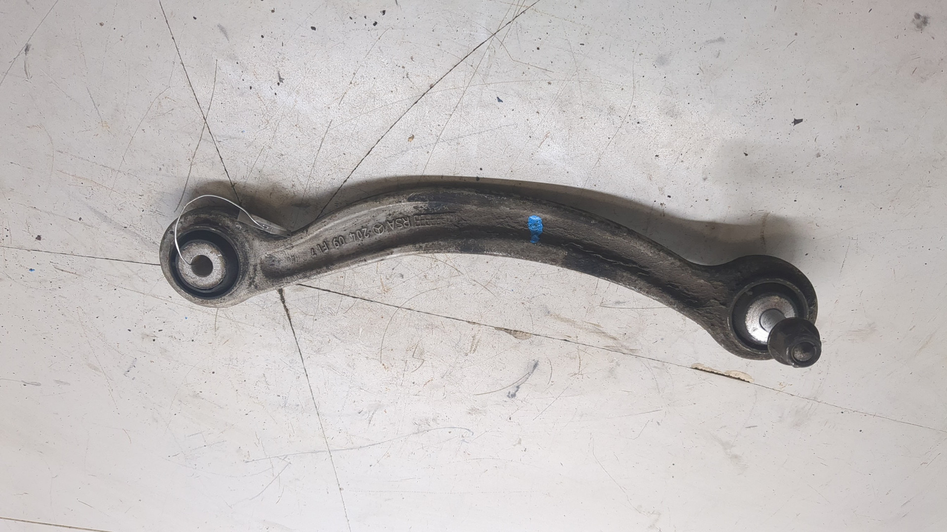 Рычаг задний правый