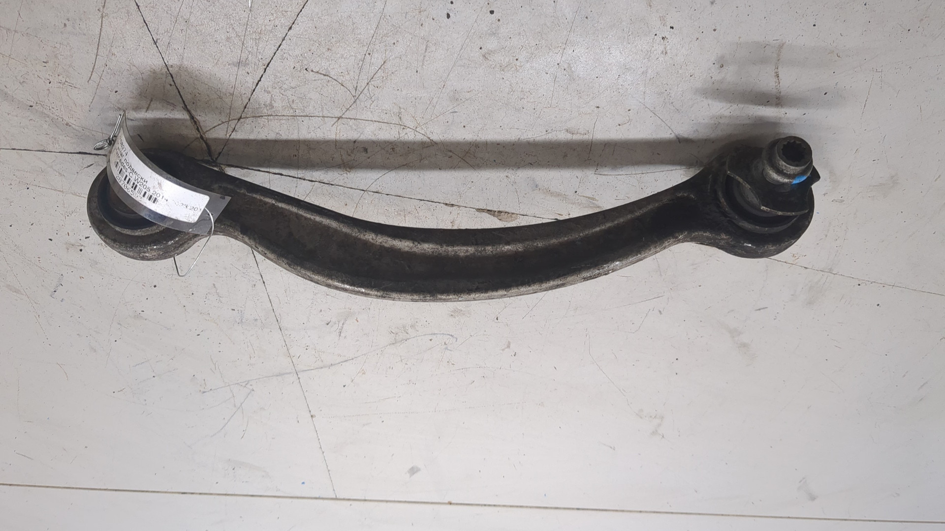 Рычаг задний правый