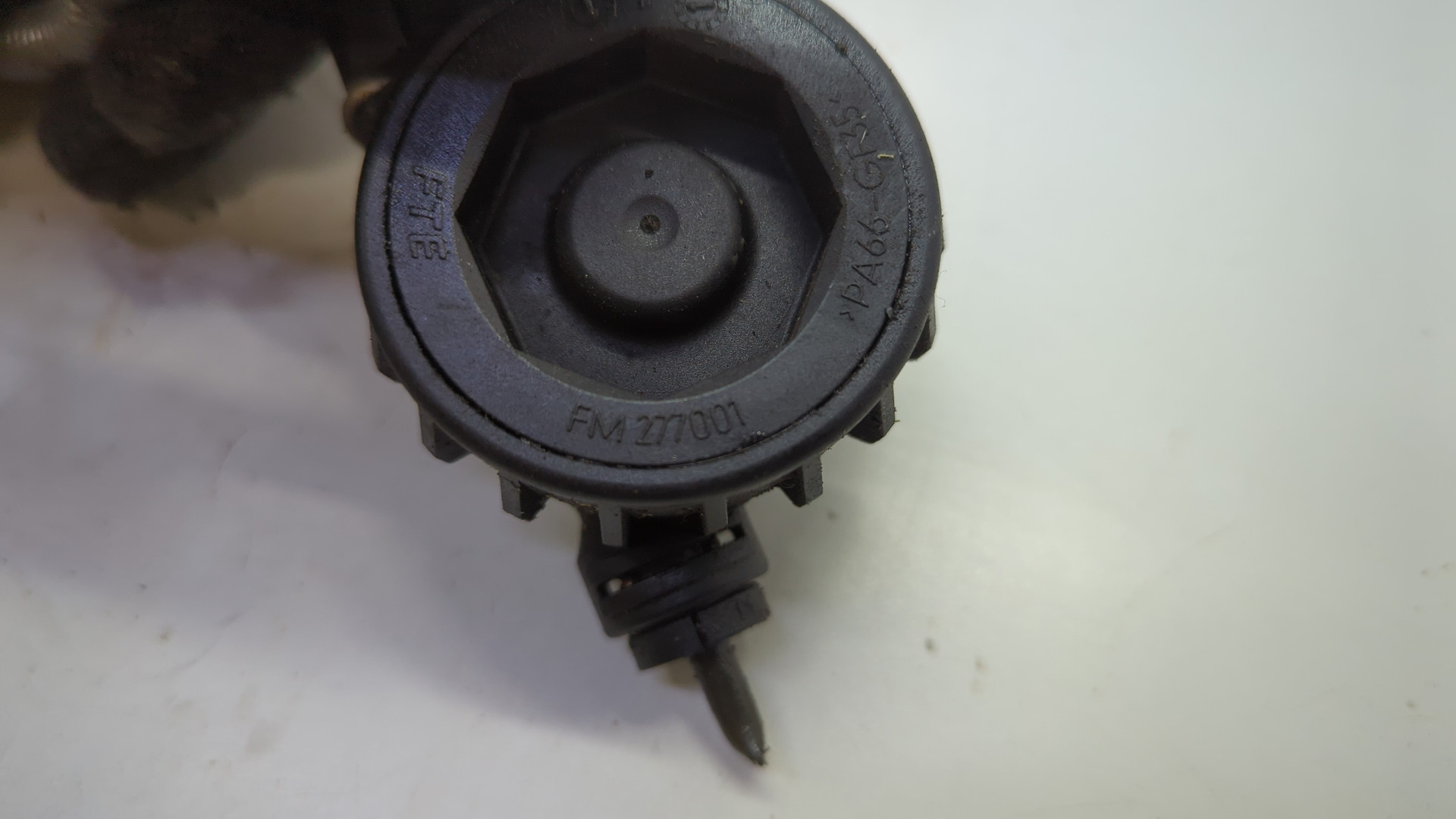 Цилиндр сцепления главный