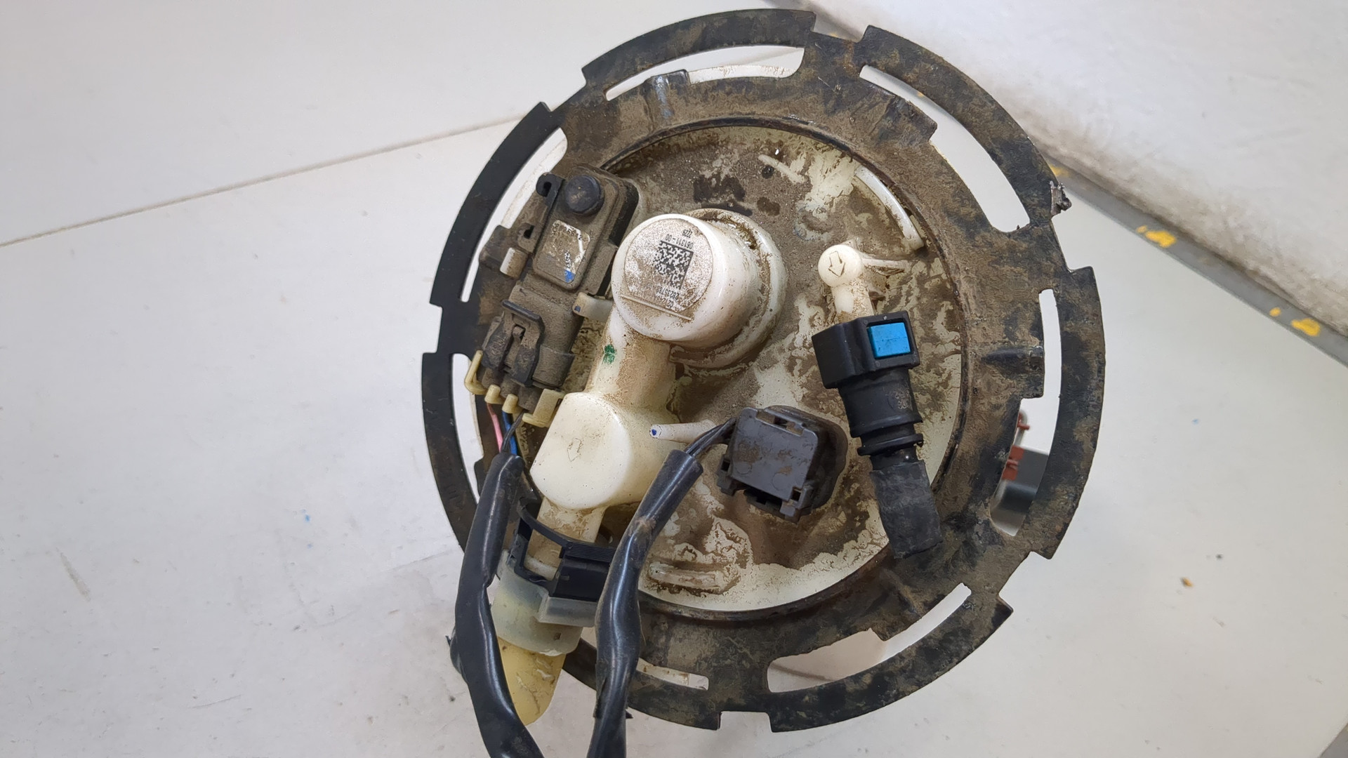 Насос топливный электрический