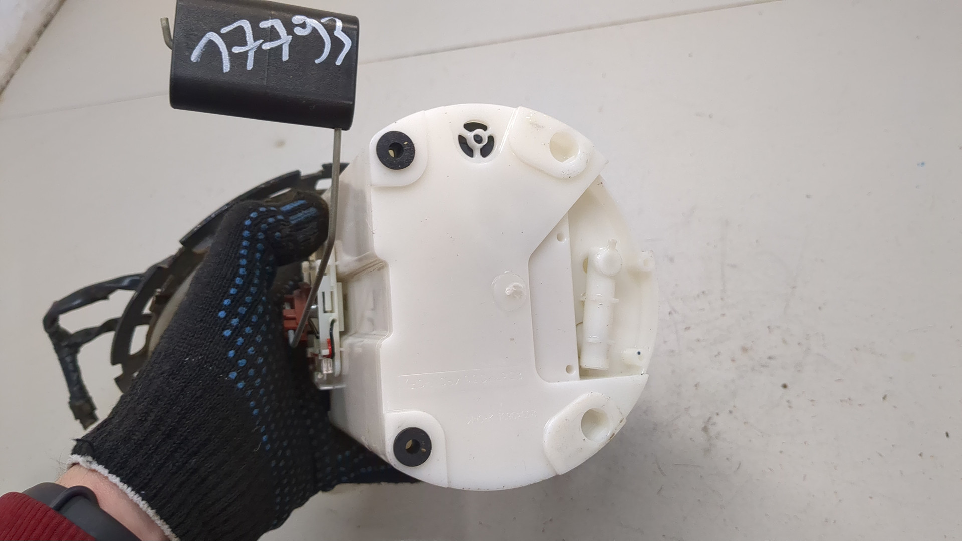 Насос топливный электрический