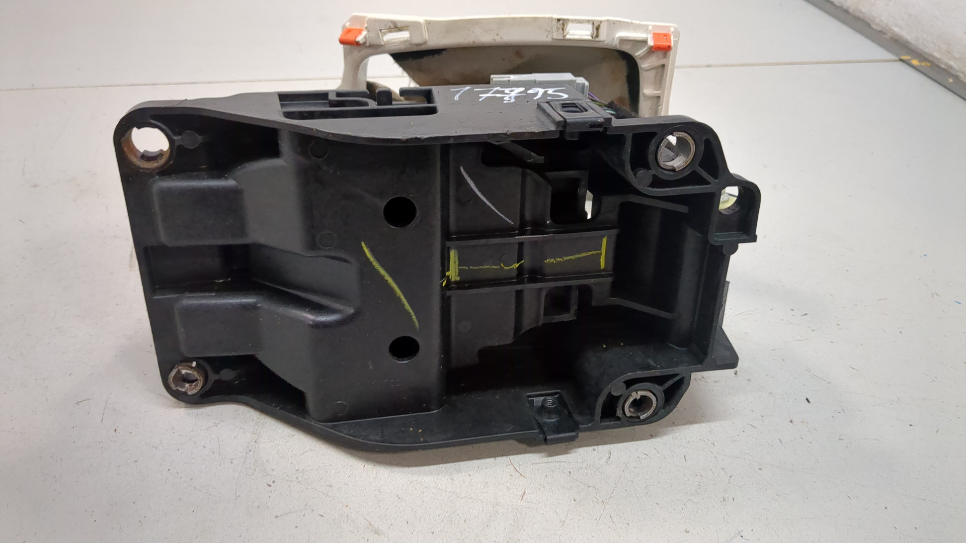 Кулиса МКПП / АКПП