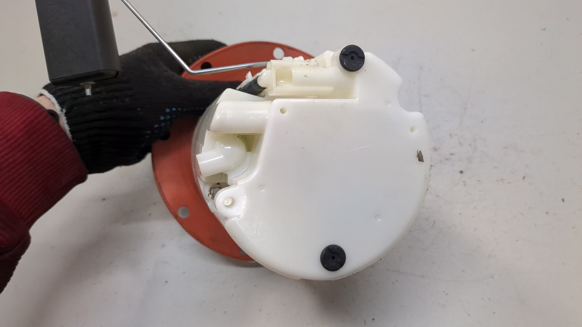 Насос топливный электрический