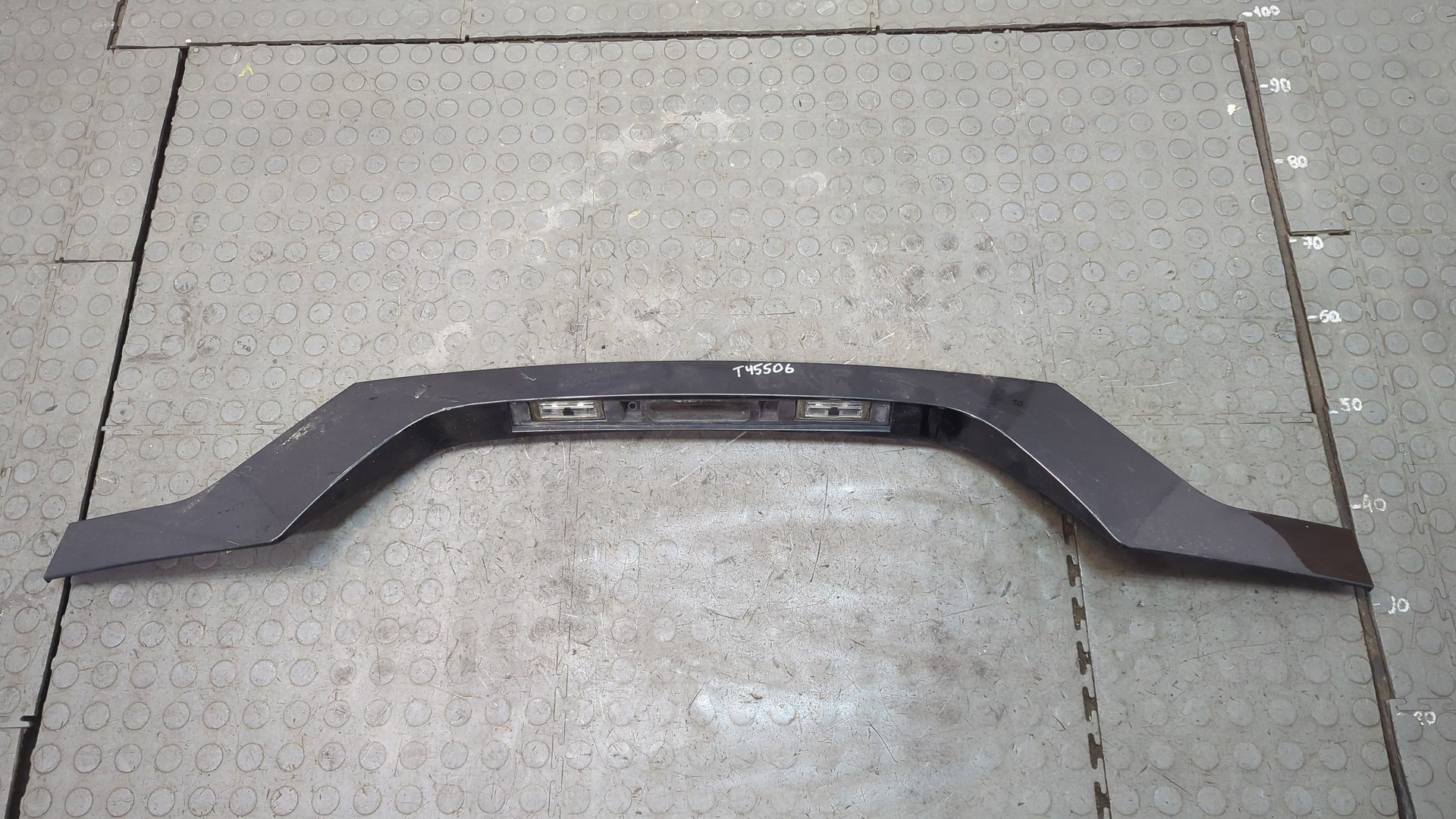 Фонарь подсветки номера