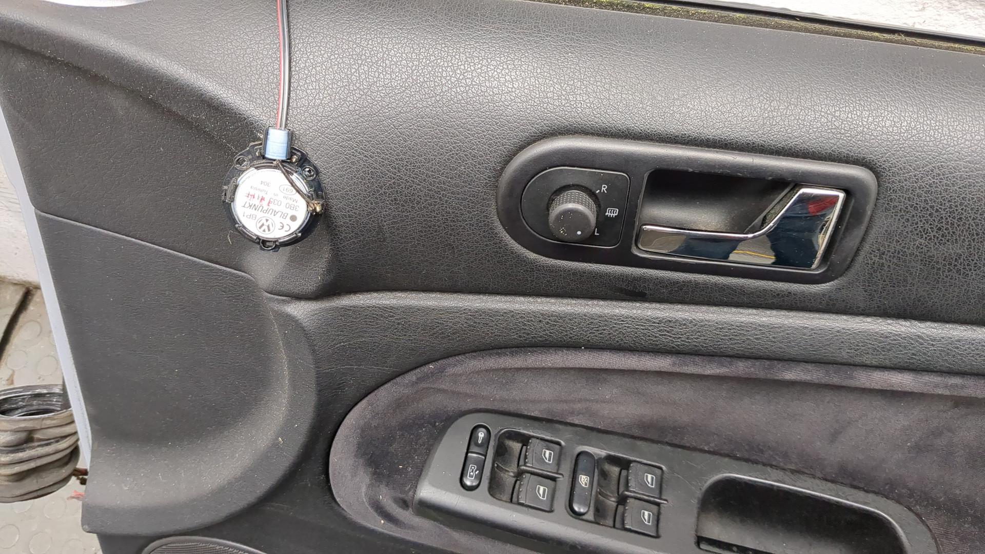 Дверь передняя правая