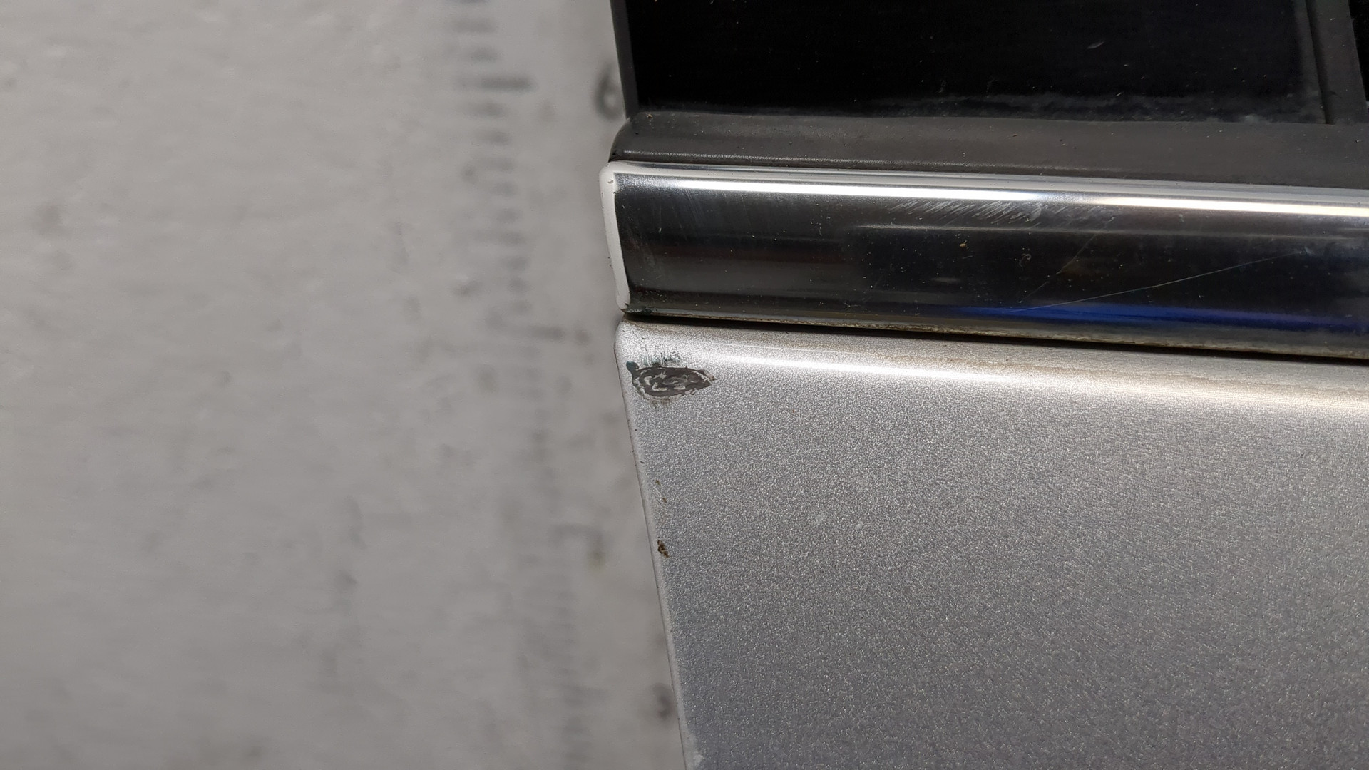 Дверь передняя правая