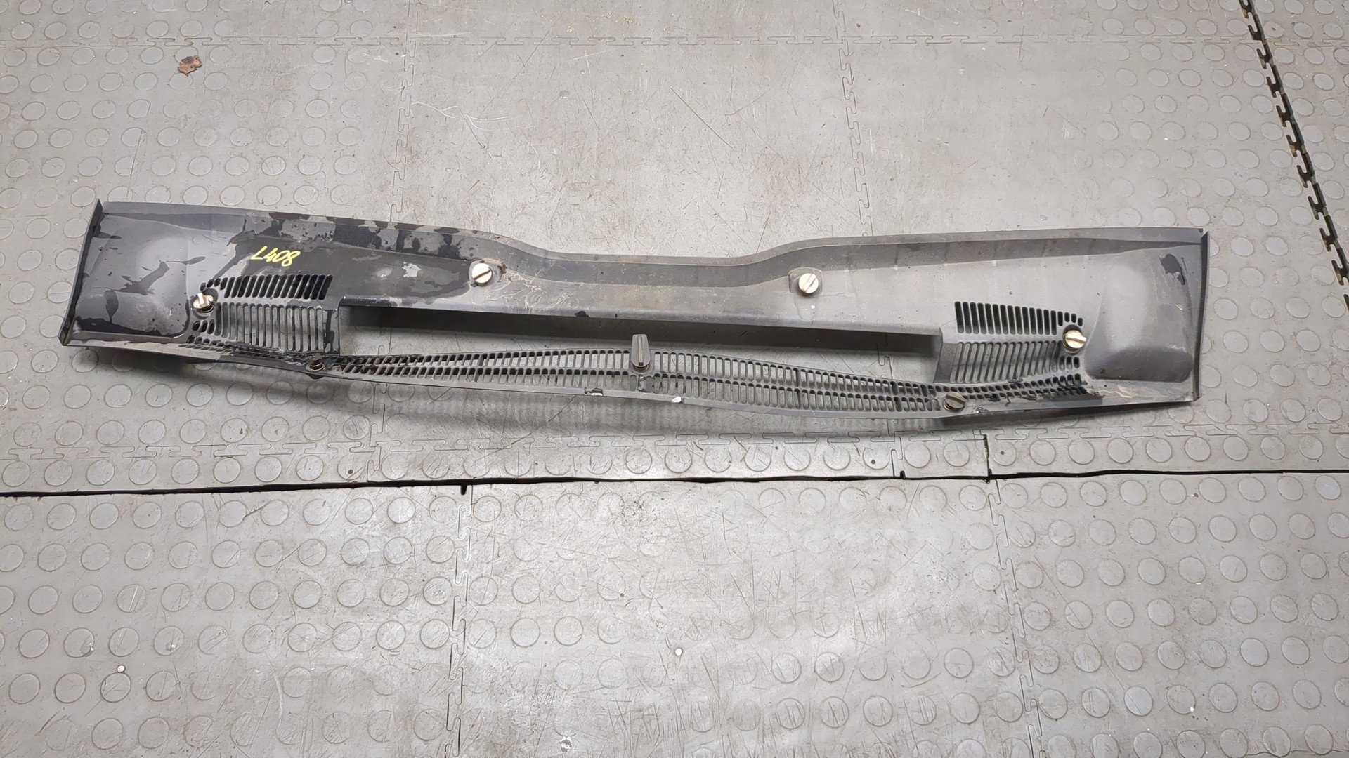 Решетка стеклоочистителей (Жабо)