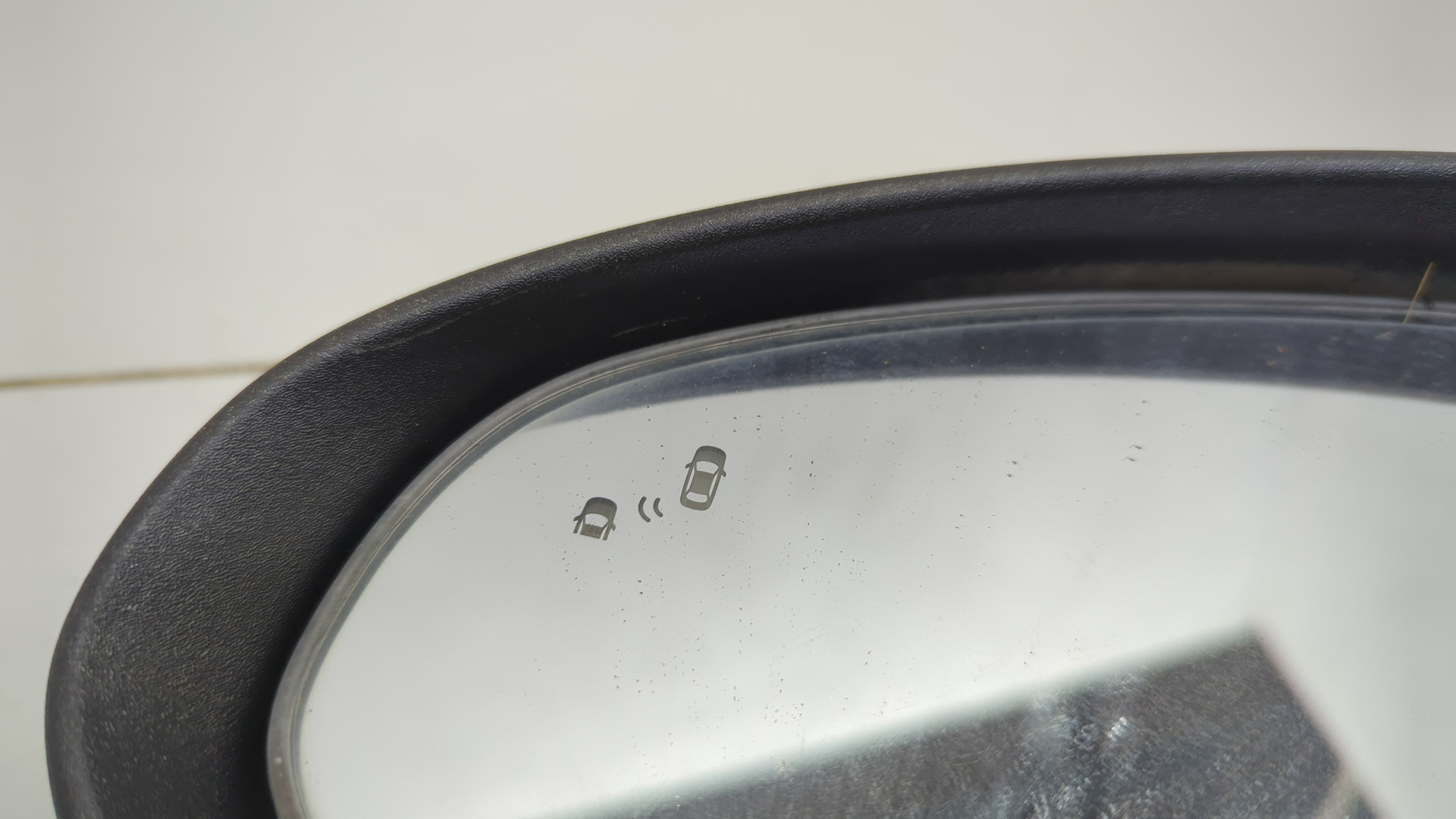 Зеркало левое электрическое