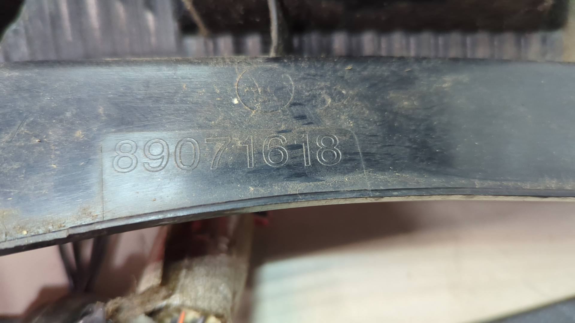 Фонарь задний левый