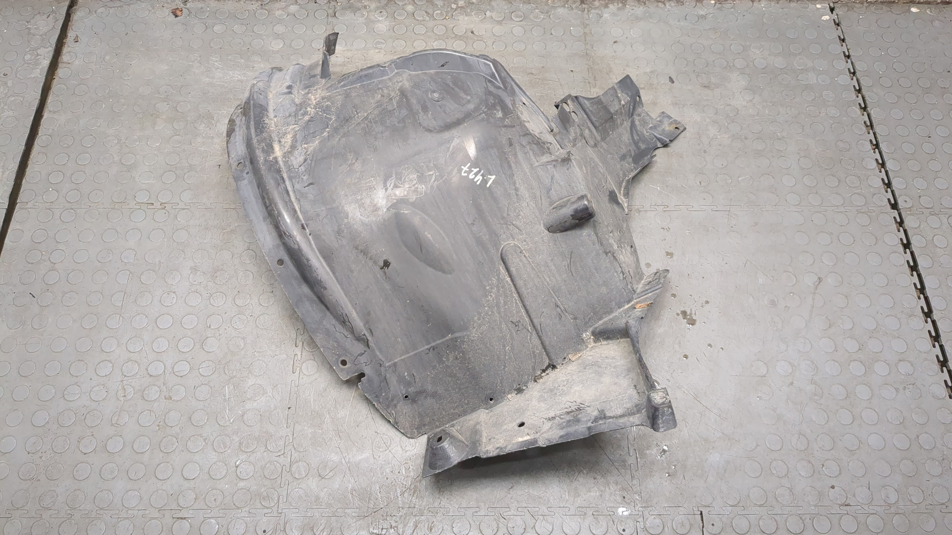 Локер передний левый