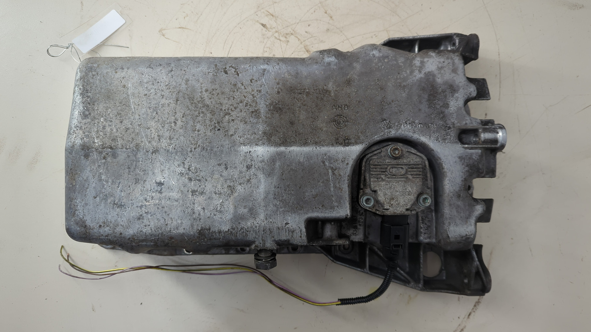 Поддон масляный двигателя (картер)