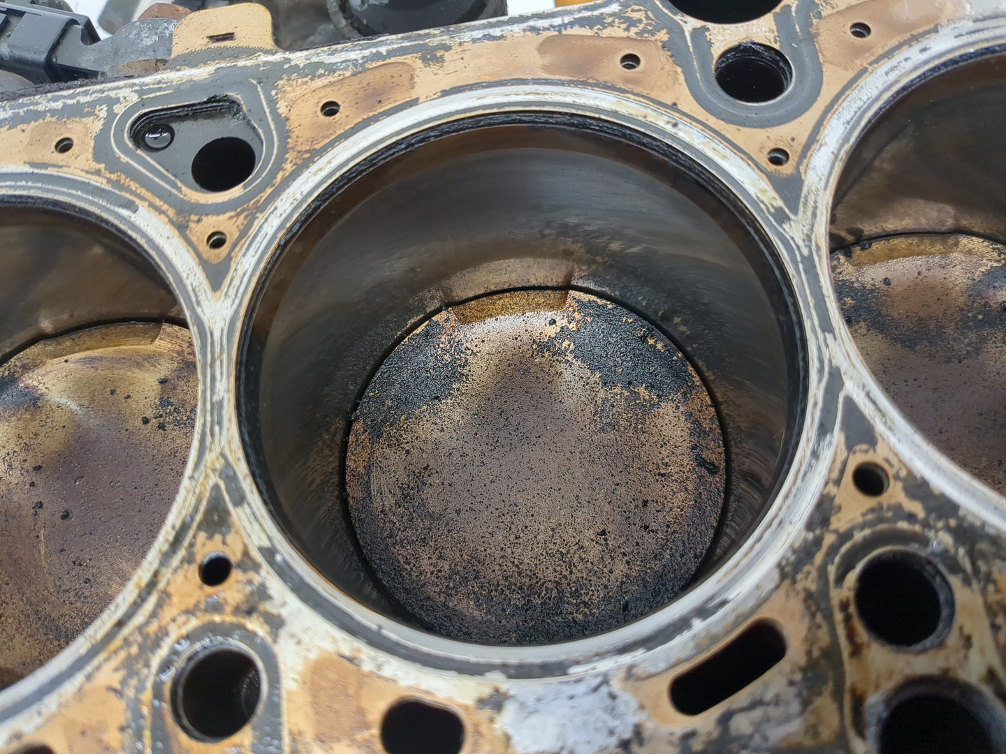 Блок двигателя