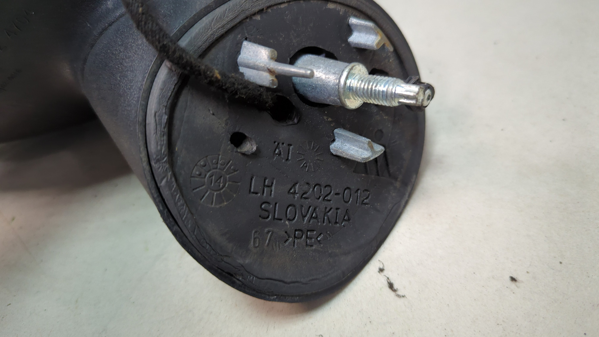 Зеркало левое электрическое