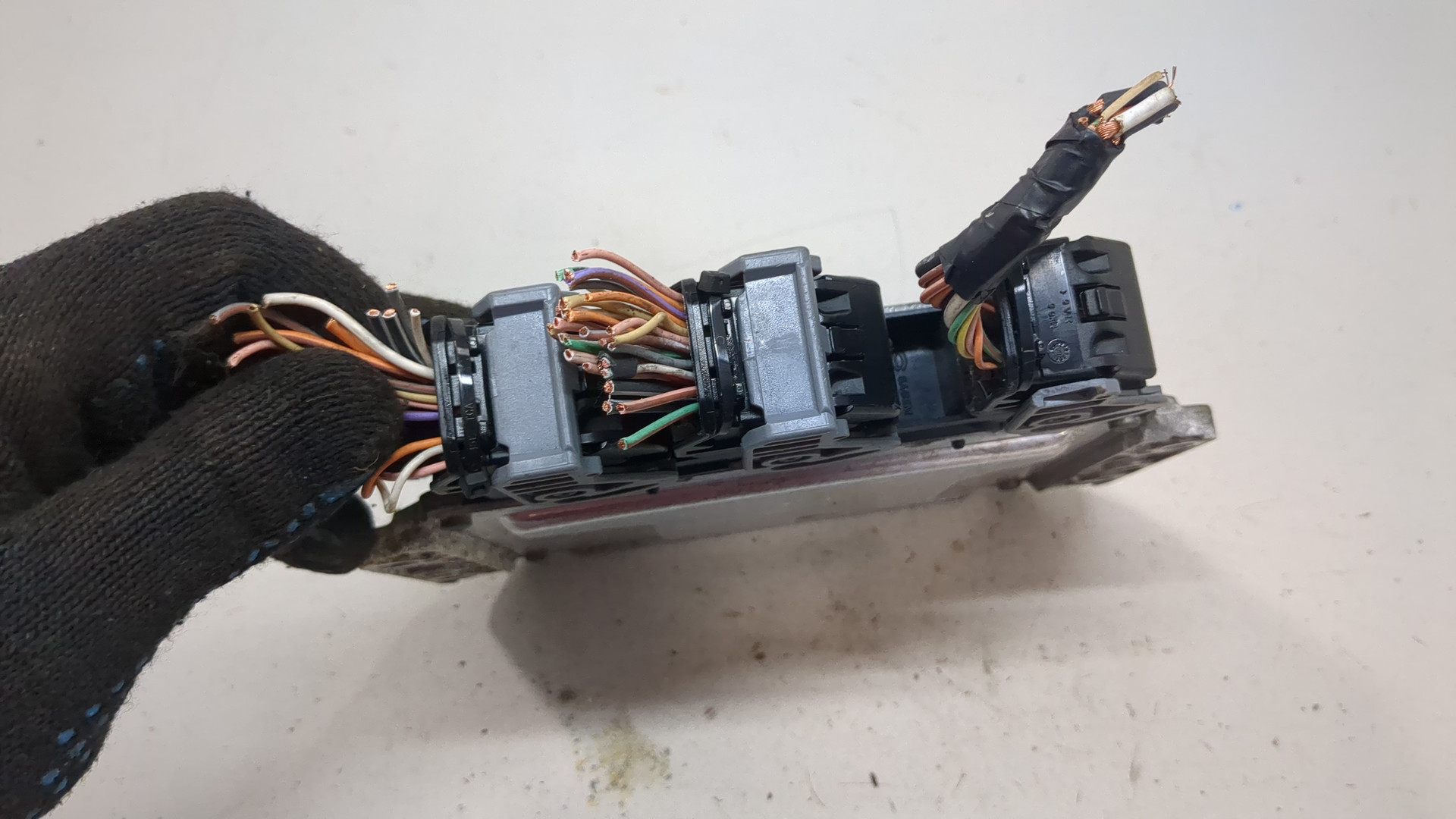 Блок управления двигателем