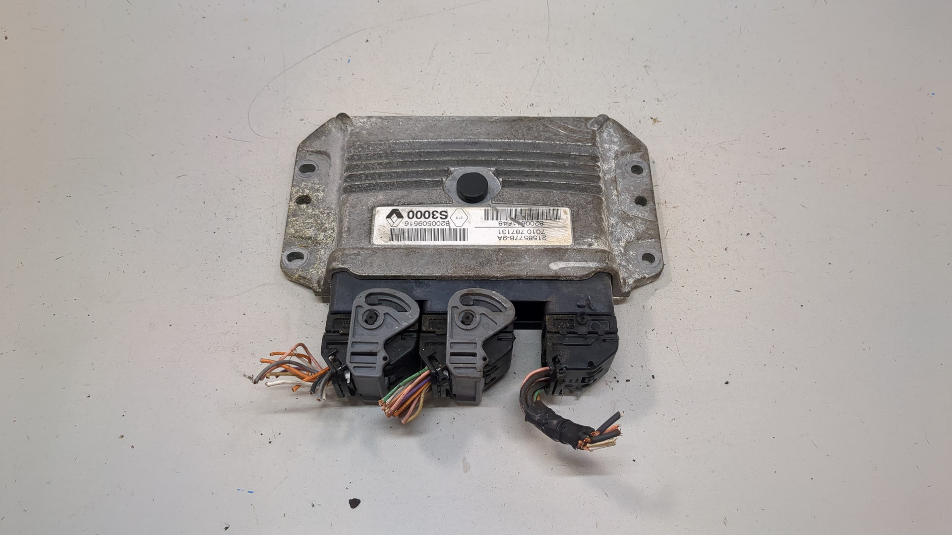 Блок управления двигателем