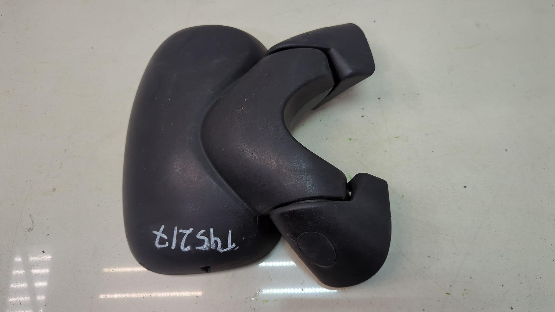 Зеркало правое электрическое