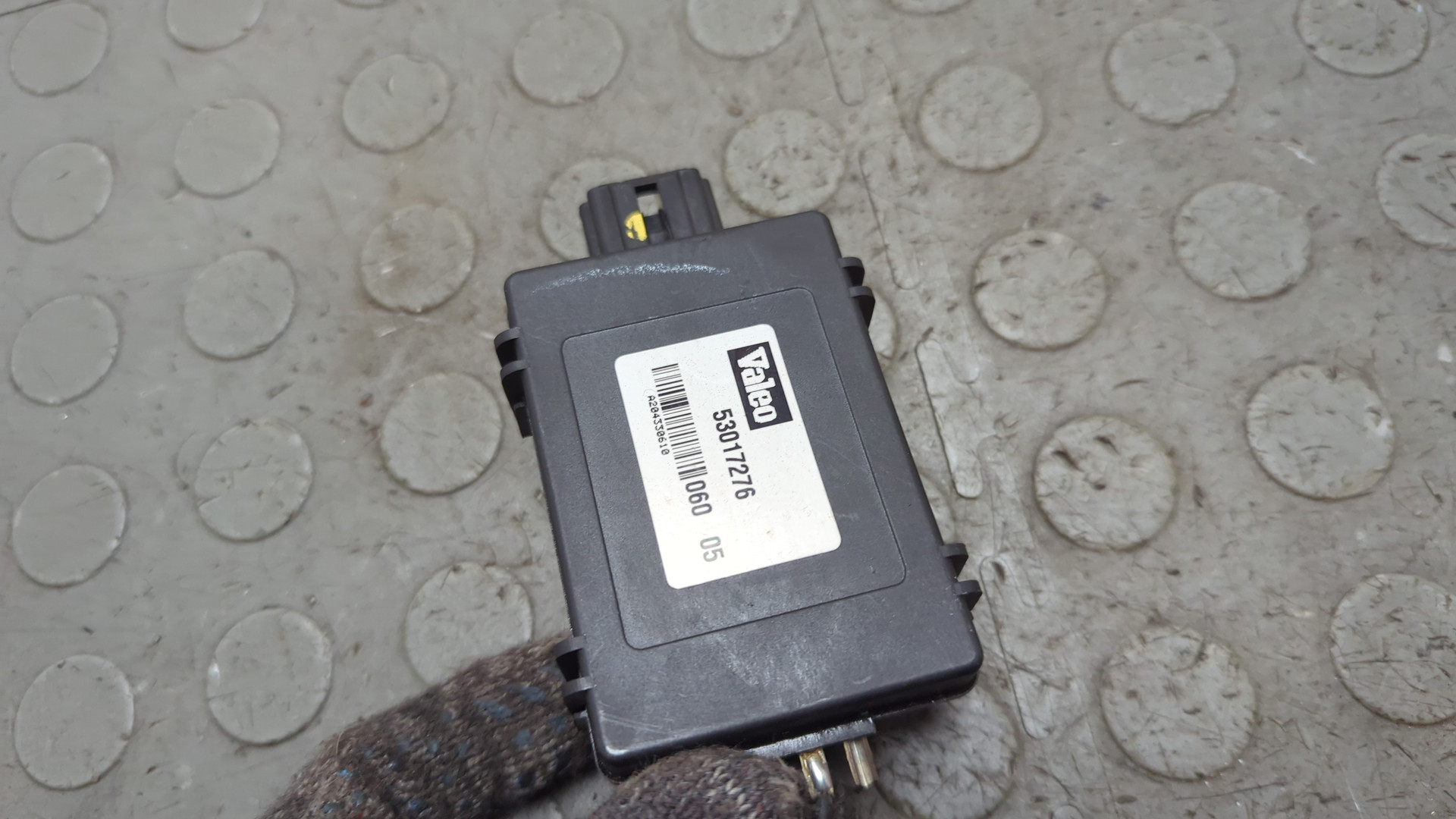 Моторчик стеклоочистителя задний