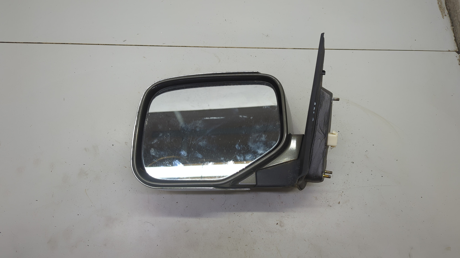 Зеркало левое электрическое