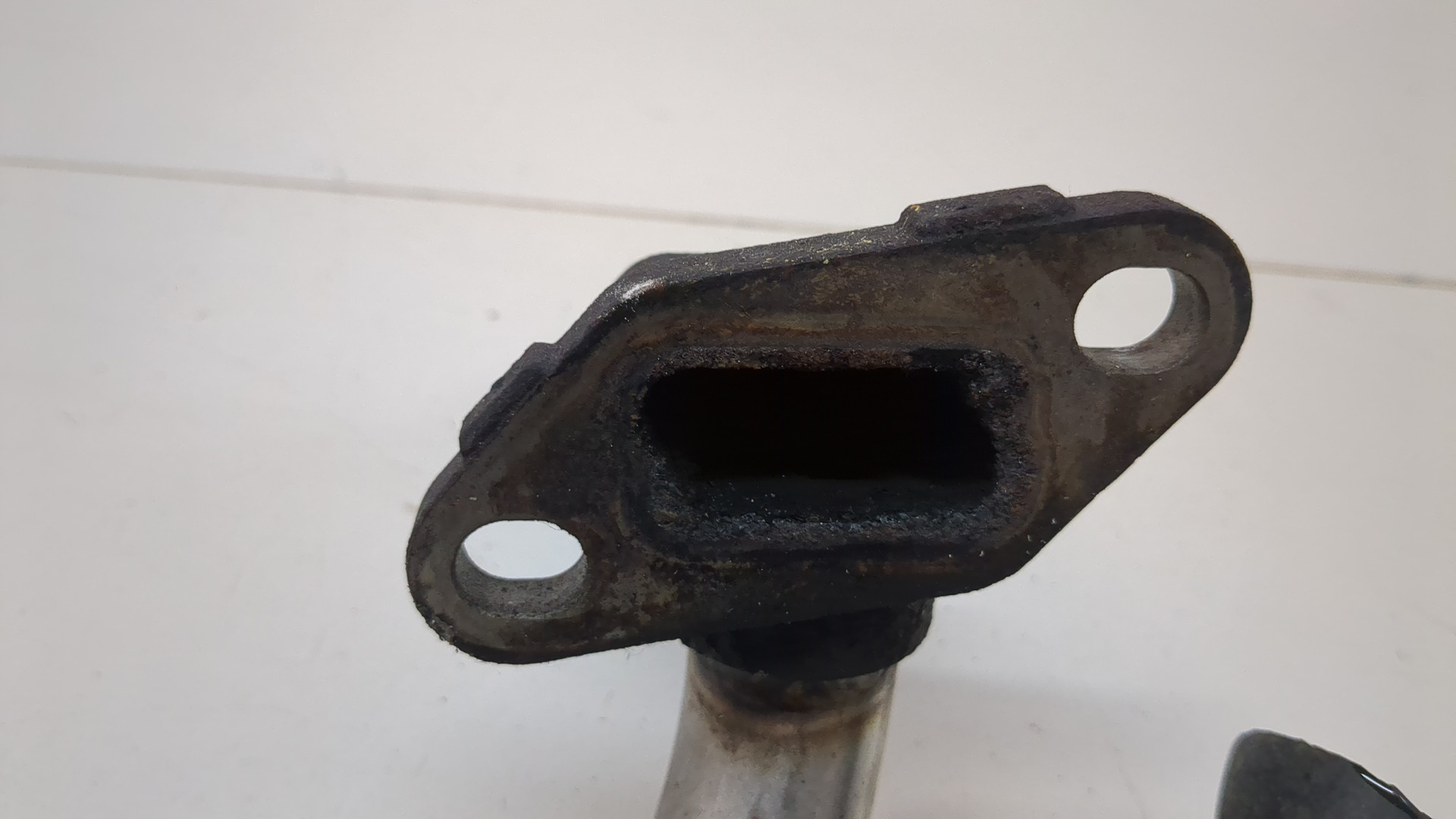 Тройник вентиляции картерных газов