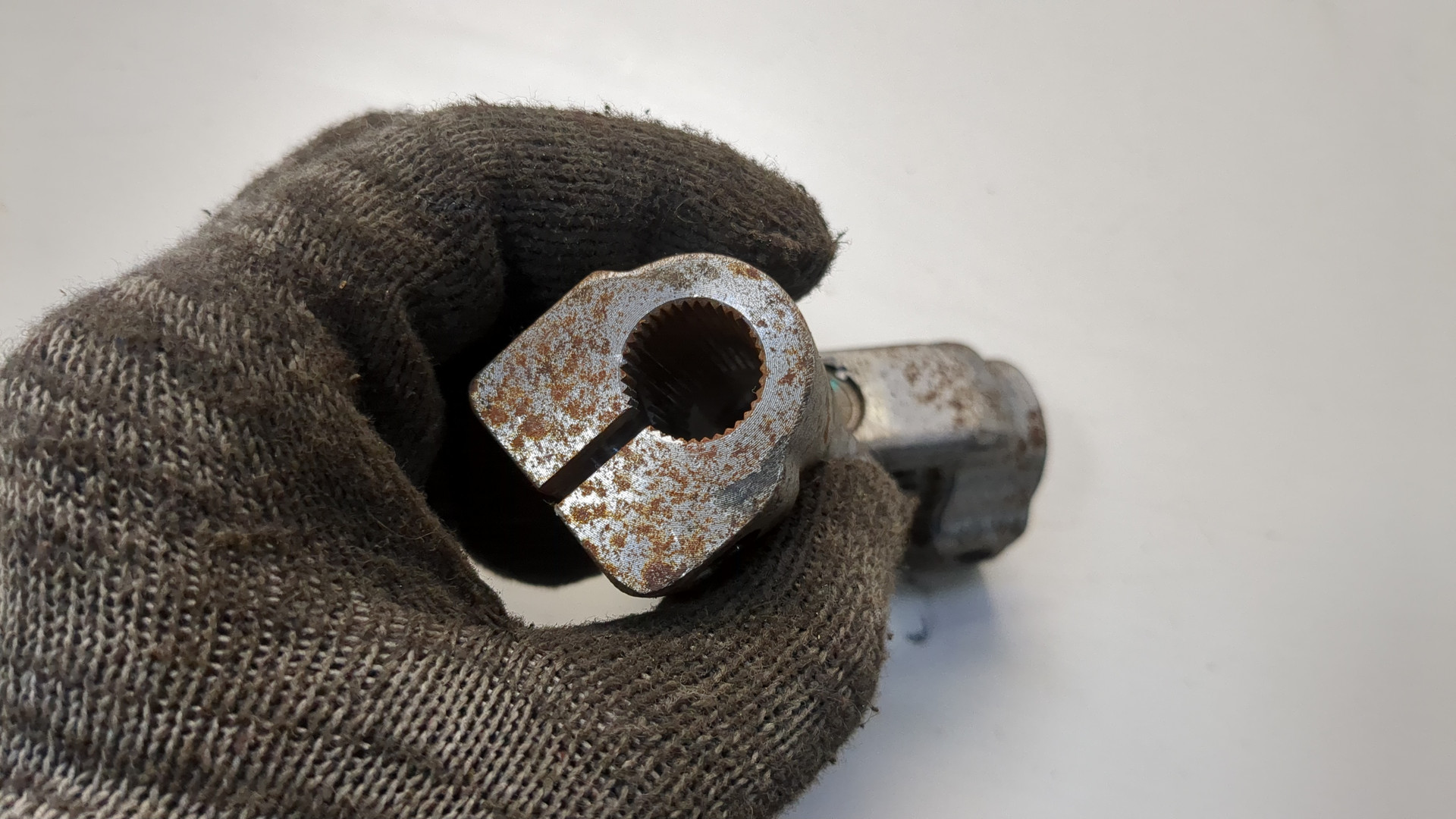 Кардан рулевой