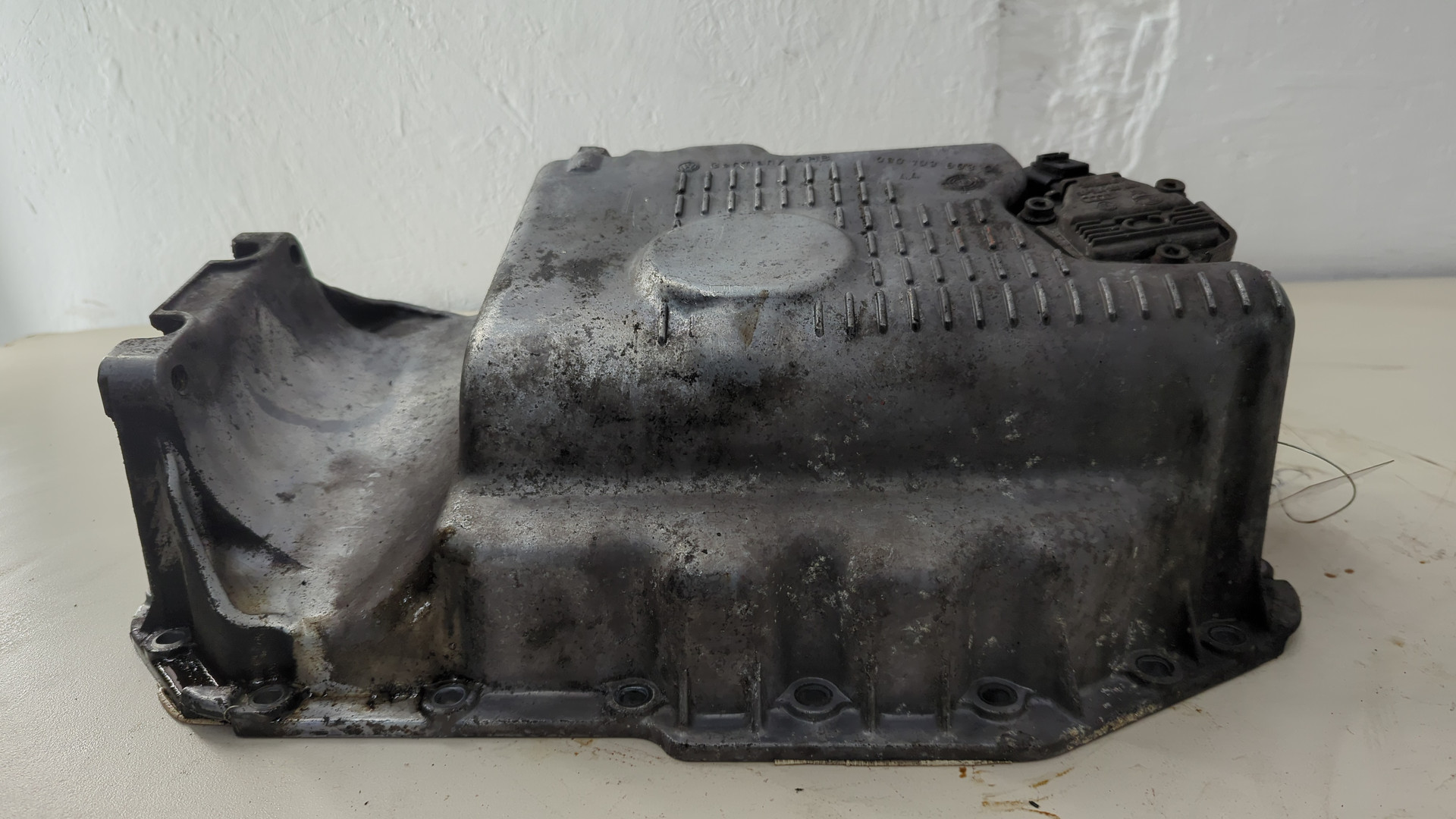 Поддон масляный двигателя (картер)