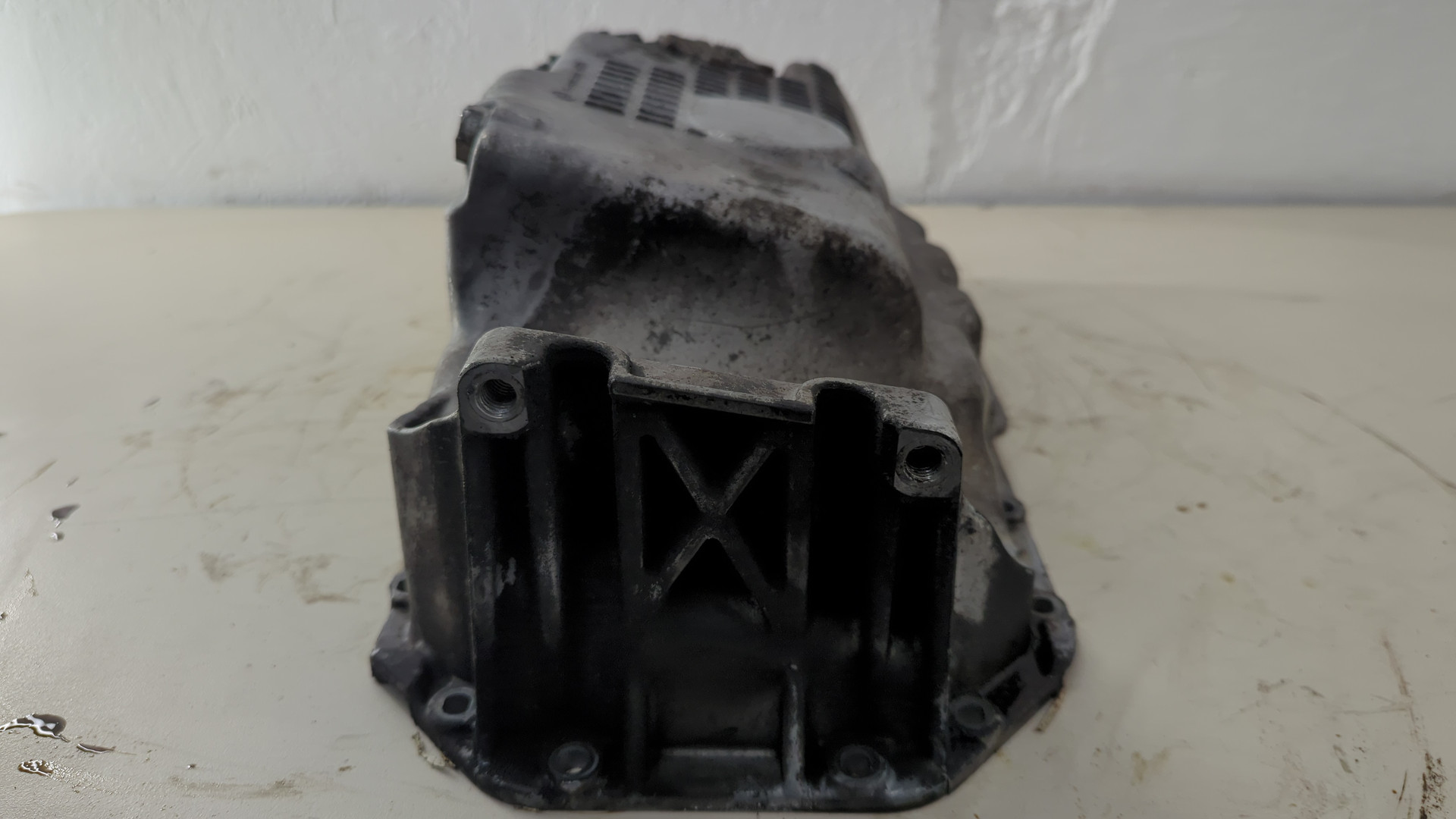 Поддон масляный двигателя (картер)