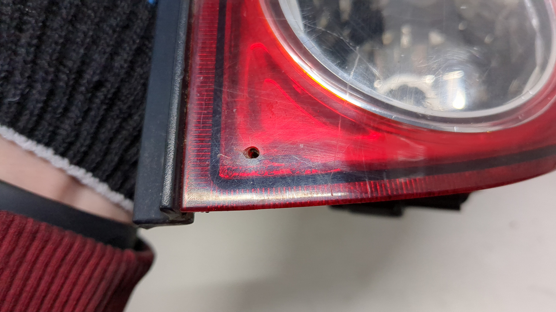 Фонарь задний правый